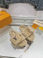 China Replica LV Women Shoes 88usd Only