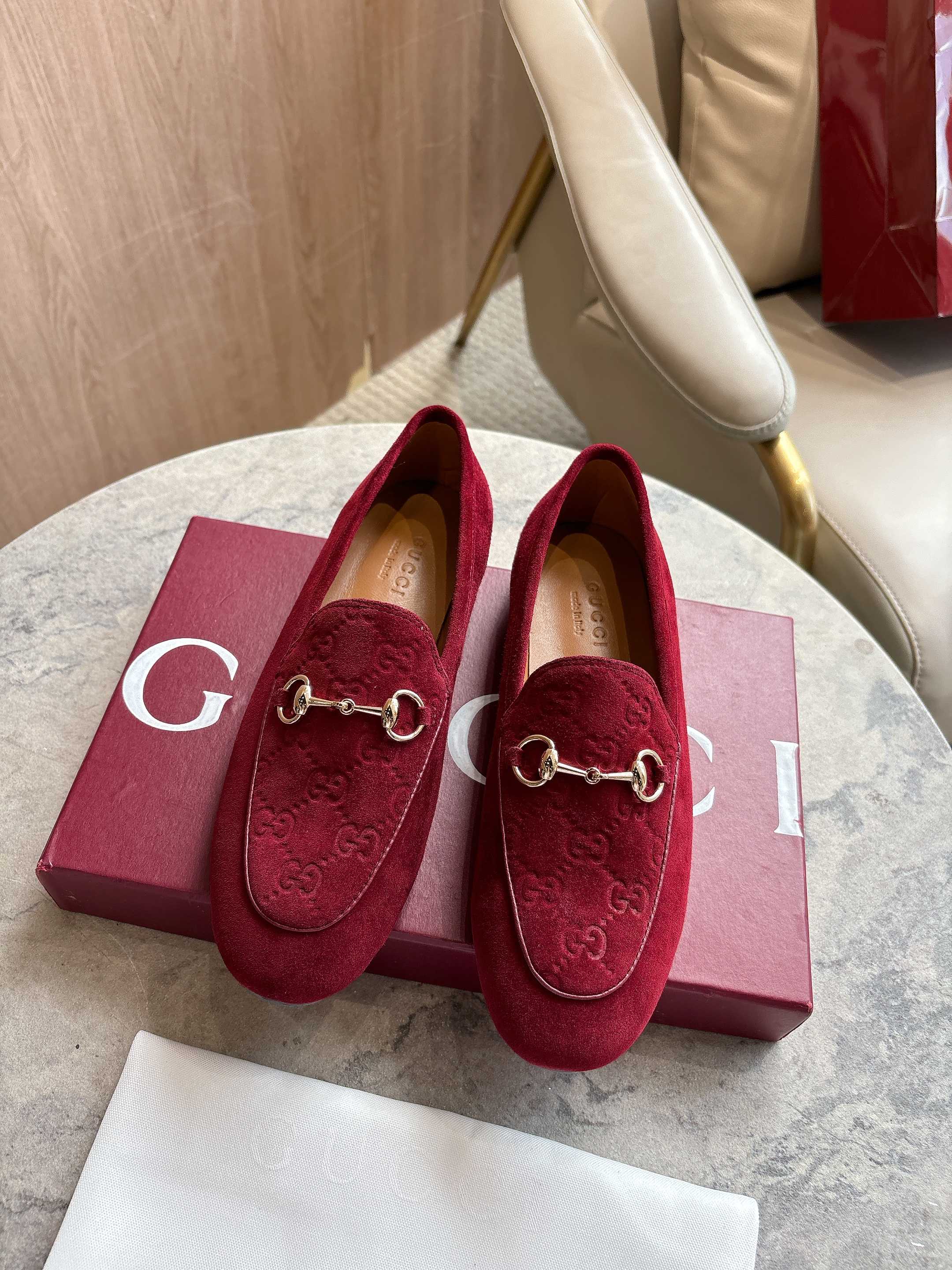 China Replica Gucci Women Shoes 102usd Only