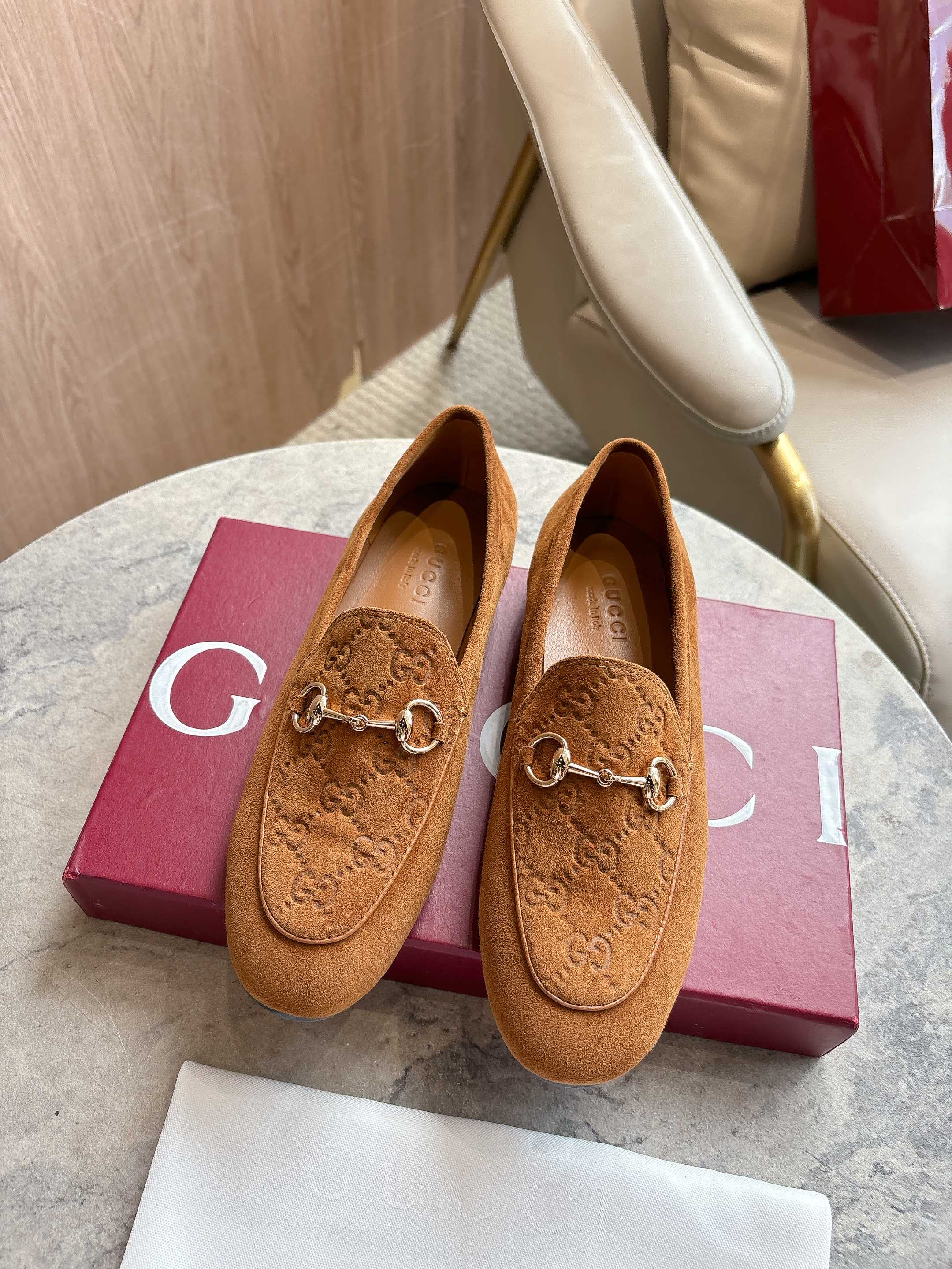 China Replica Gucci Women Shoes 102usd Only