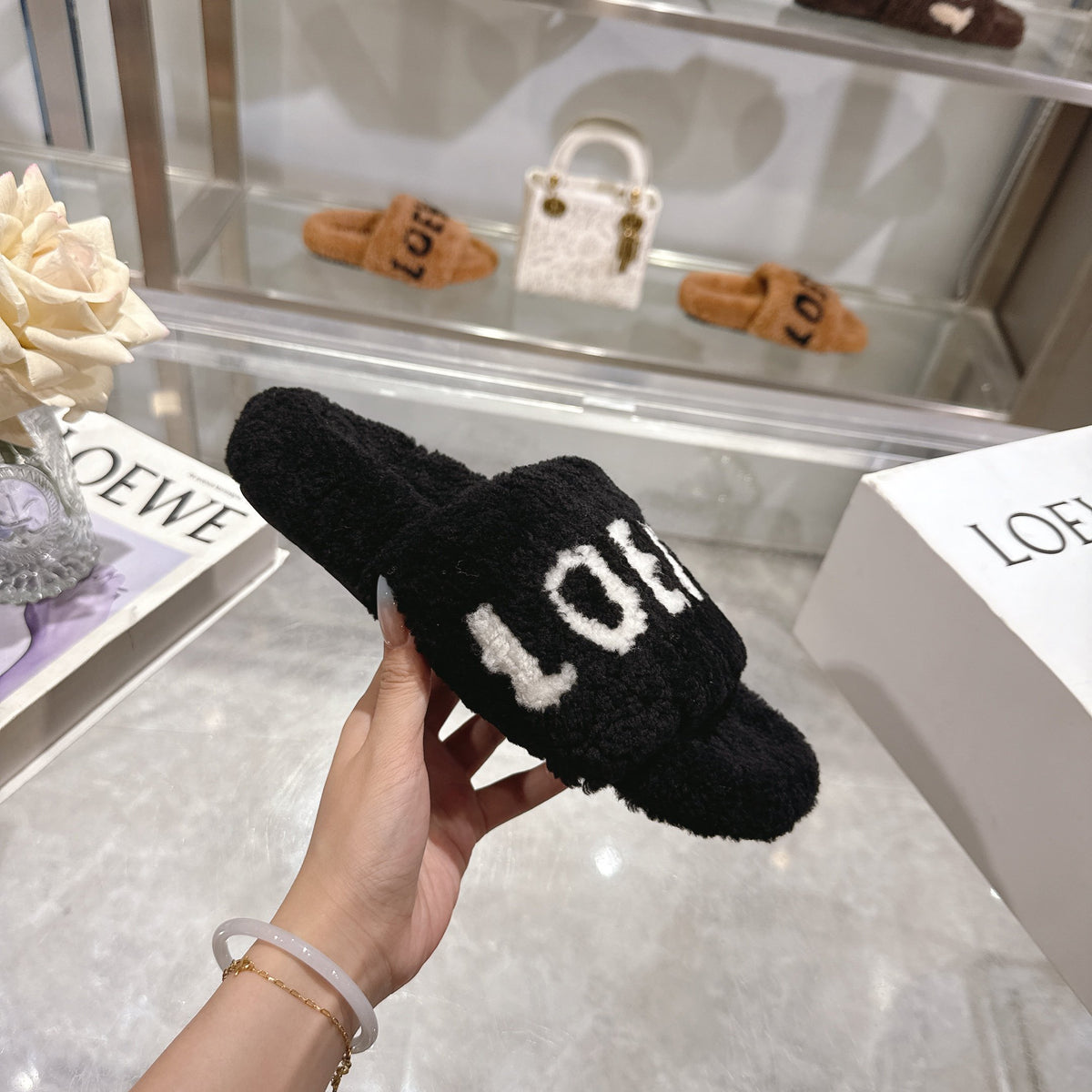 China Replica Loewe Women Shoes 77usd Only