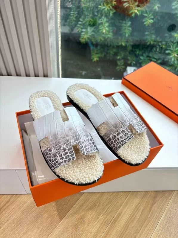 China Replica Hermes Women Shoes 115usd Only