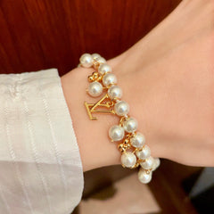 China Replica LV Bracelets 32usd Only