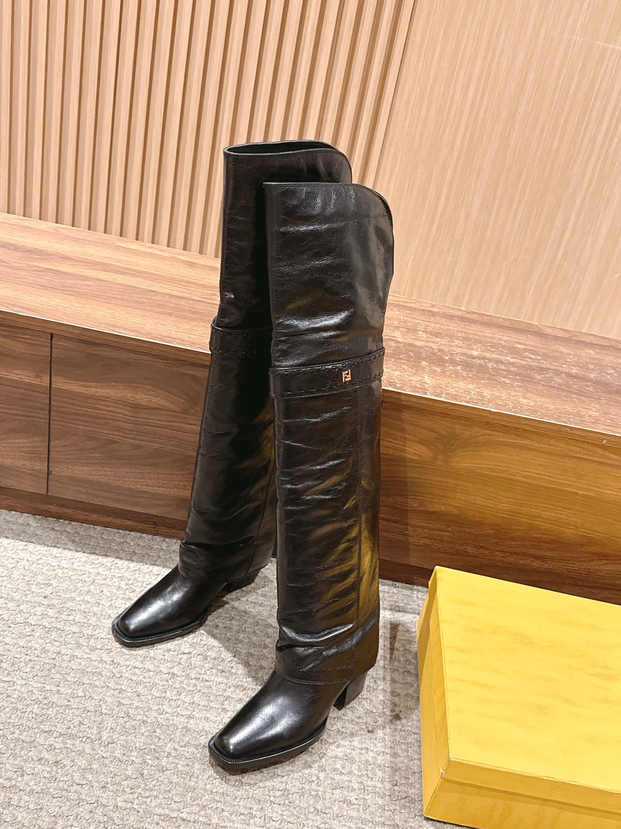 China Replica Fendi Women Shoes 245usd Only