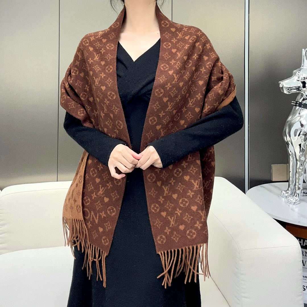 China Replica LV Scarf 46usd Only