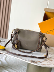 China Replica LV Handbags 264usd Only