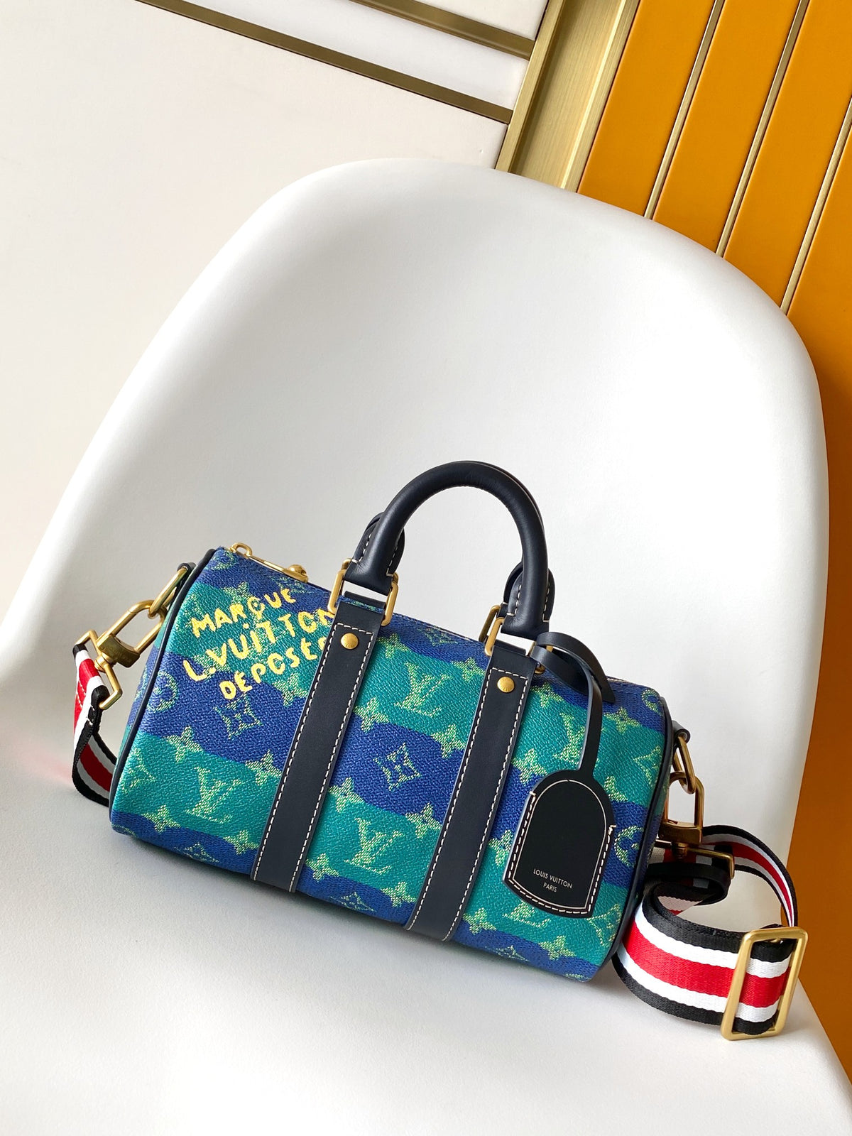 China Replica LV Handbags 156usd Only
