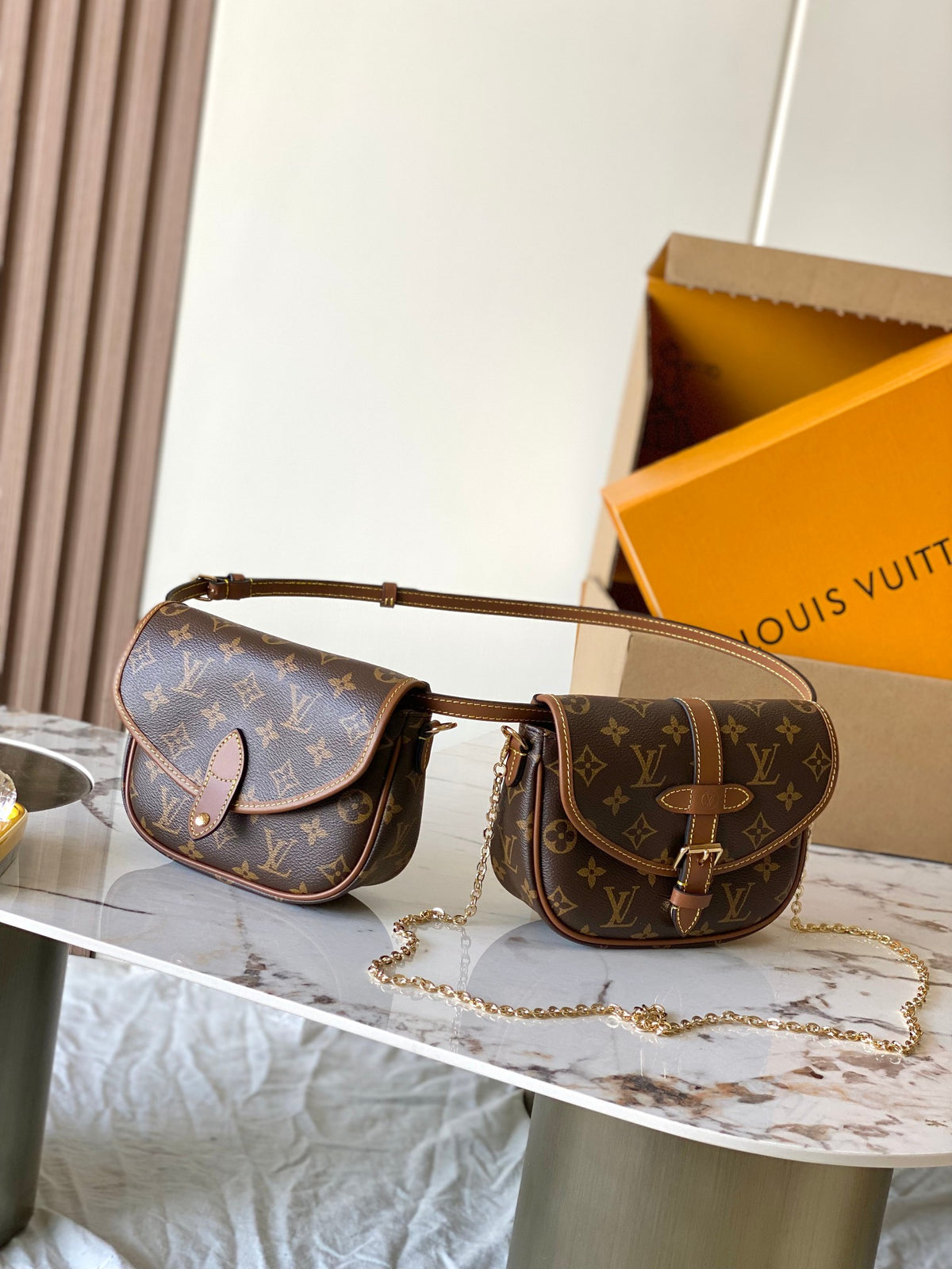 China Replica LV Handbags 225usd Only