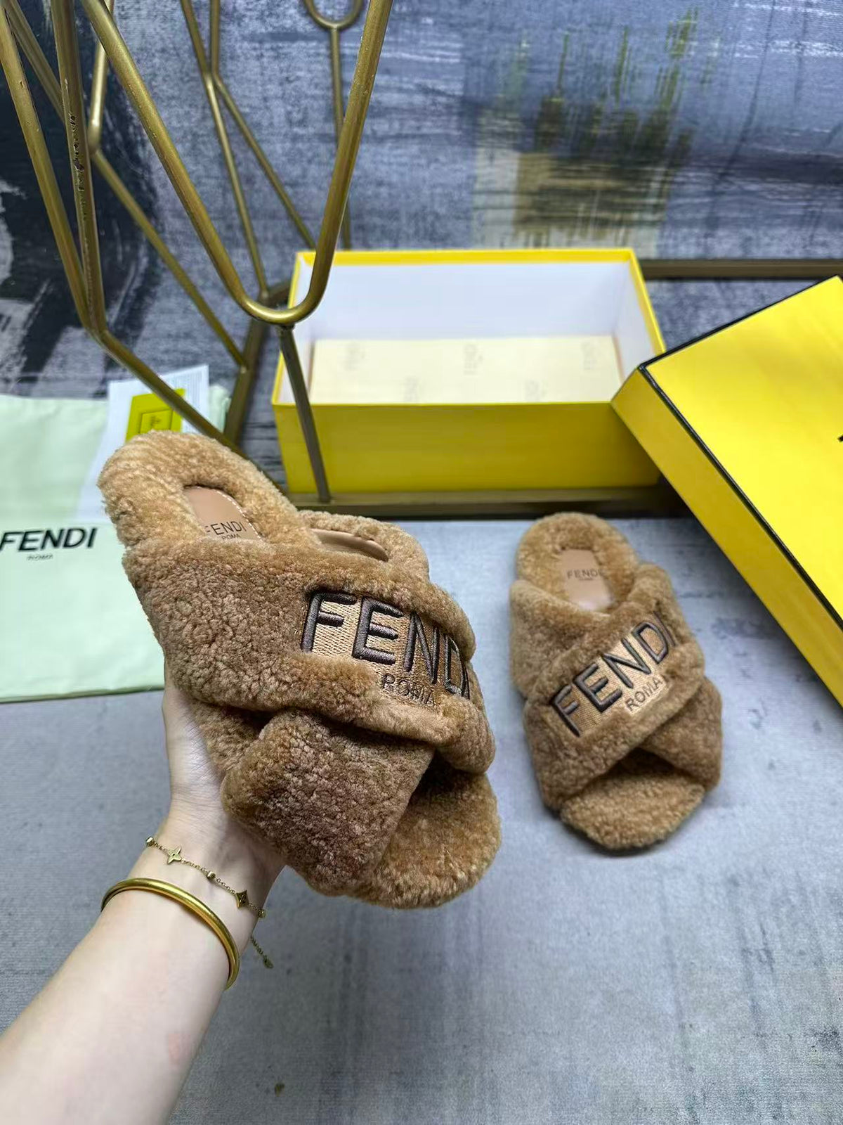 China Replica Fendi Women Shoes 95usd Only