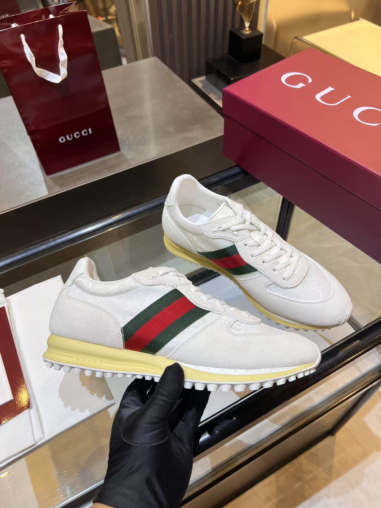 China Replica Gucci Women Shoes 105usd Only
