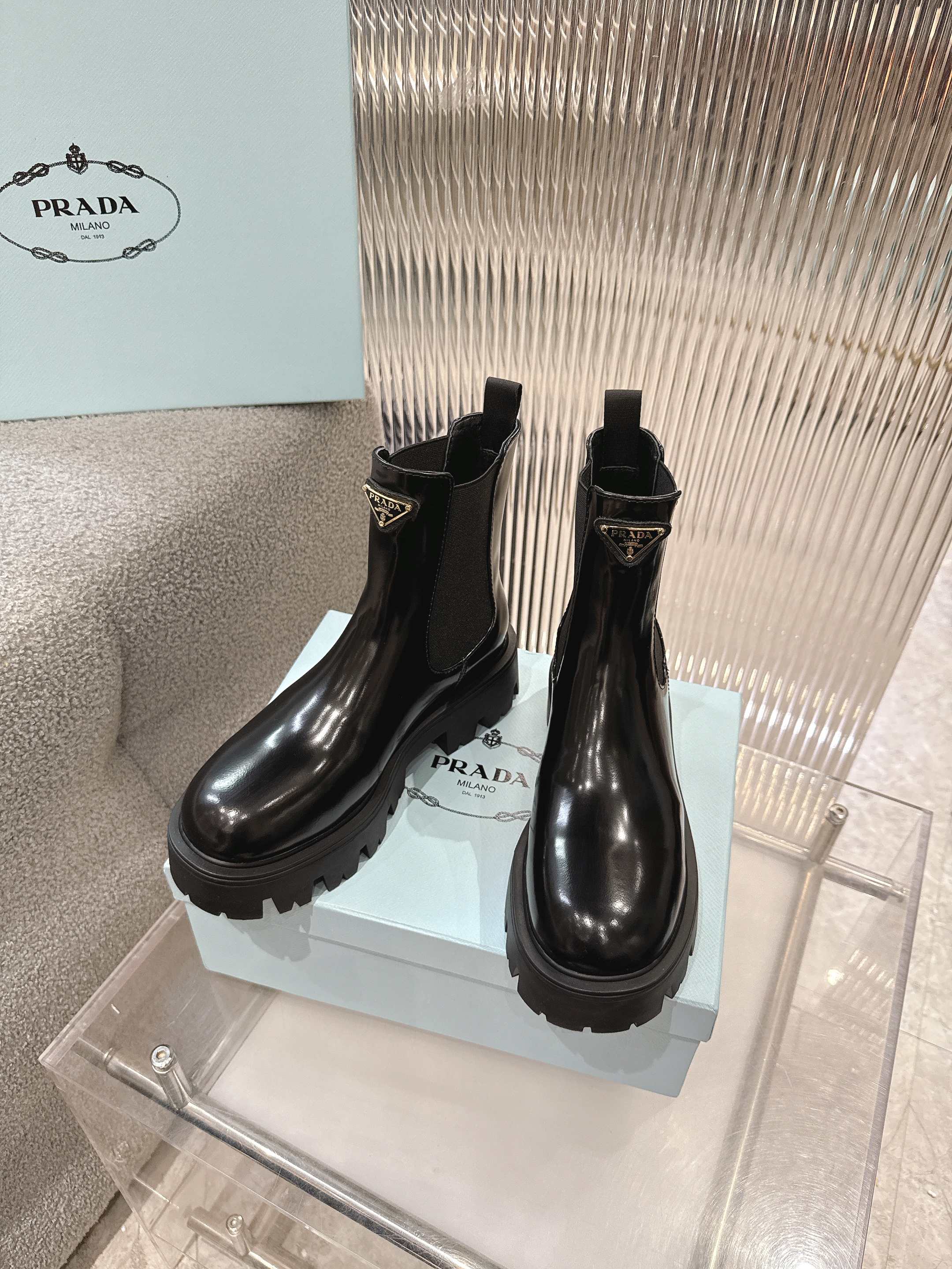 China Replica Prada Women Shoes 105usd Only