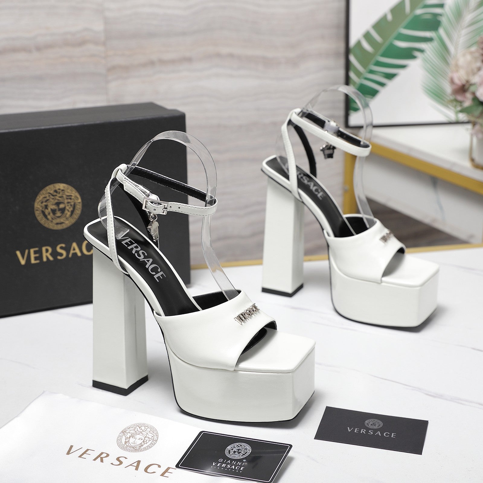 China Replica Versace Women Shoes 112usd Only