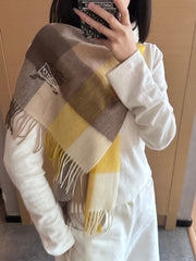 China Replica Burberry Scarf 44usd Only