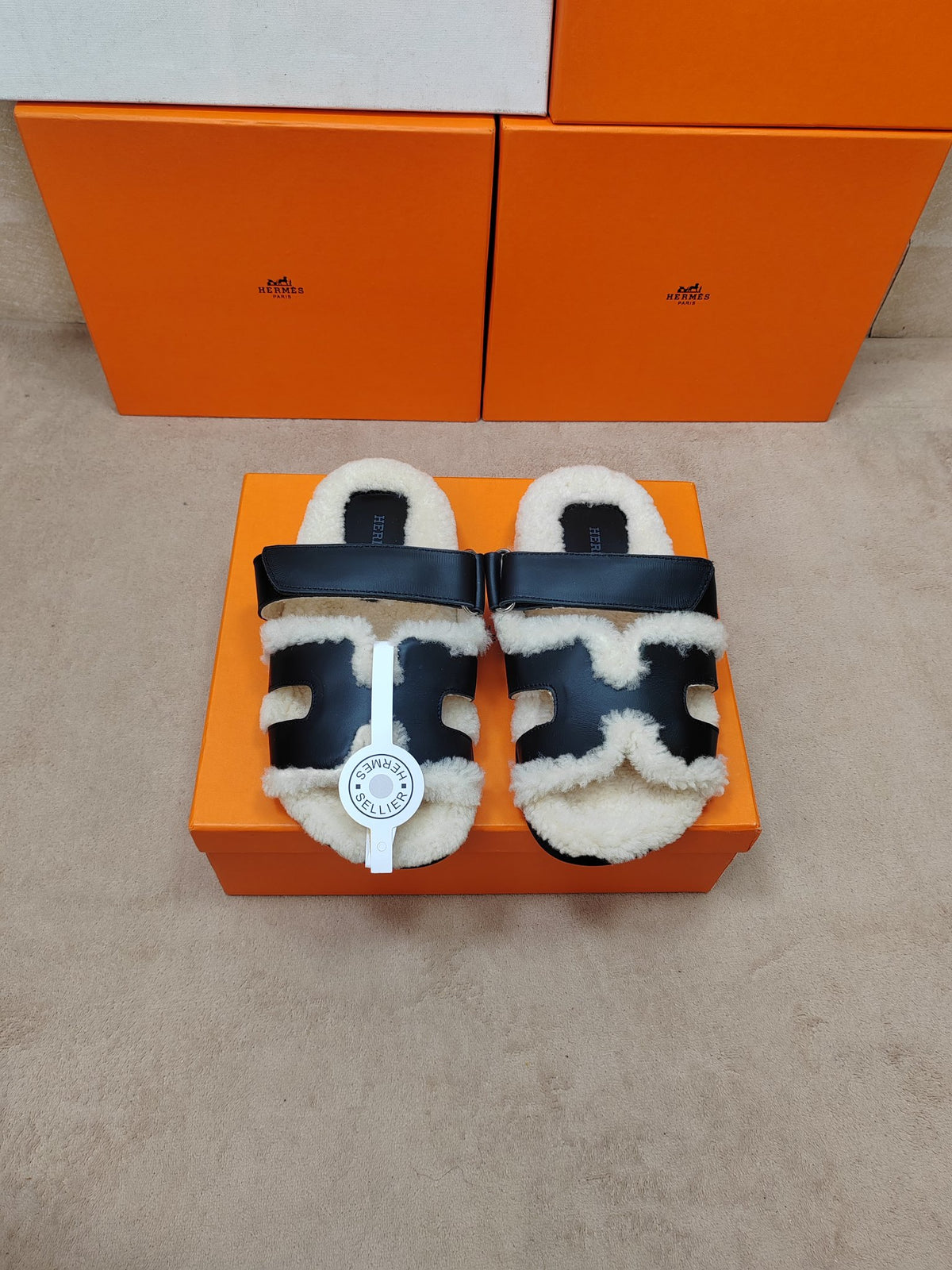 China Replica Hermes Women Shoes 70usd Only