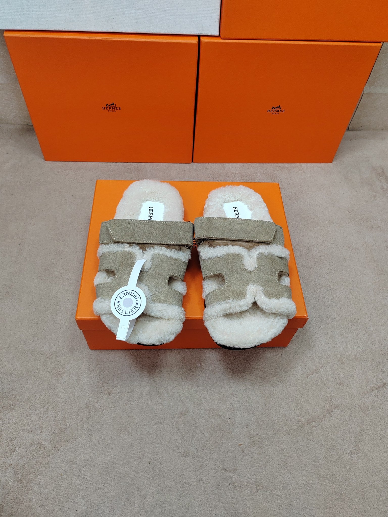 China Replica Hermes Women Shoes 70usd Only