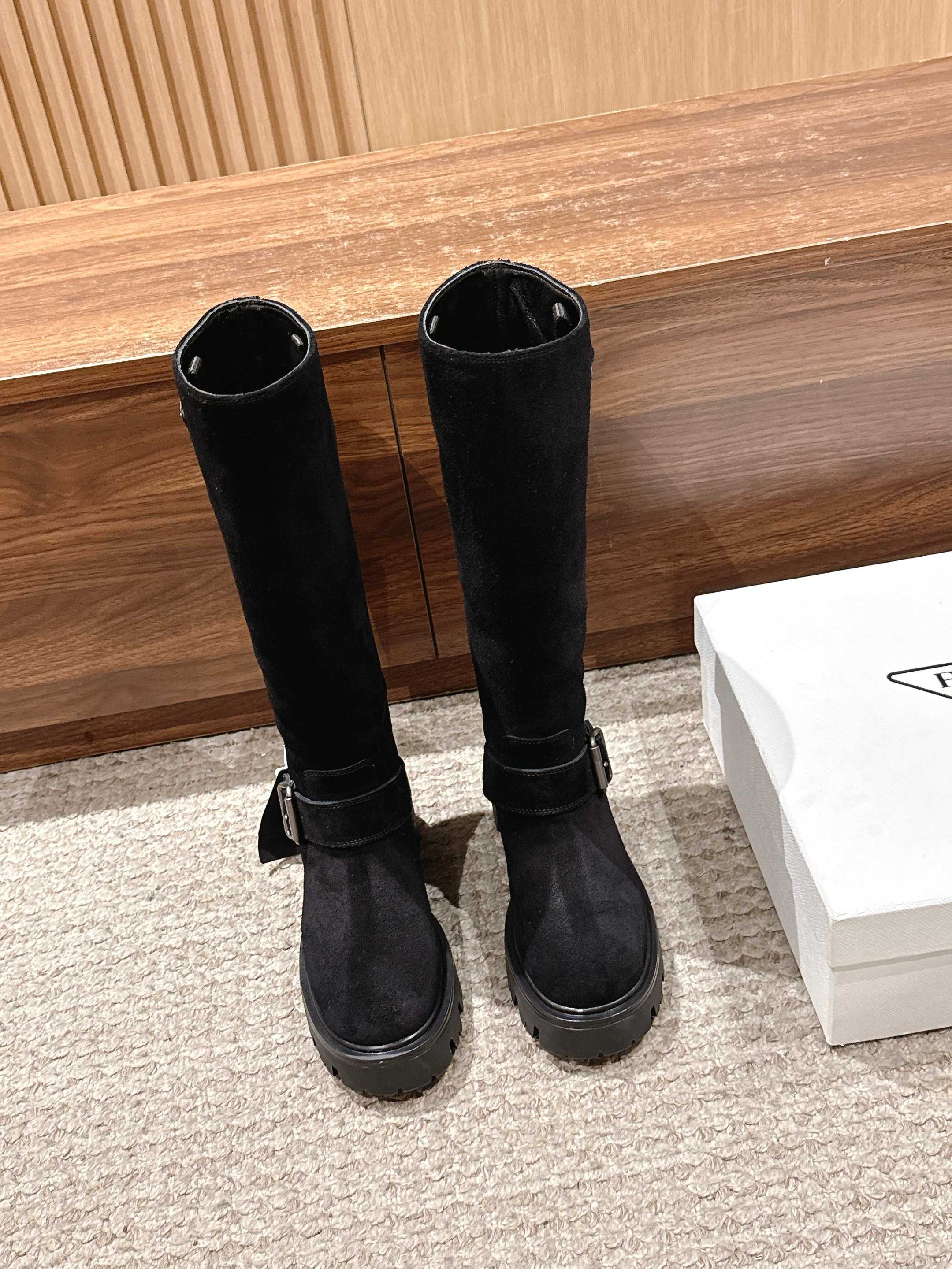 China Replica Prada Women Shoes 158usd Only