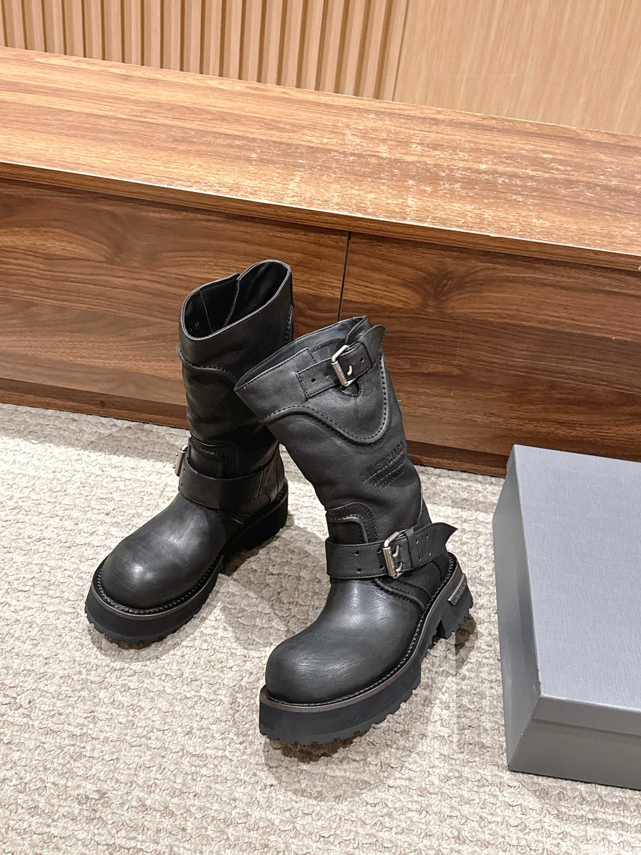 China Replica Balenciaga Women Shoes 186usd Only