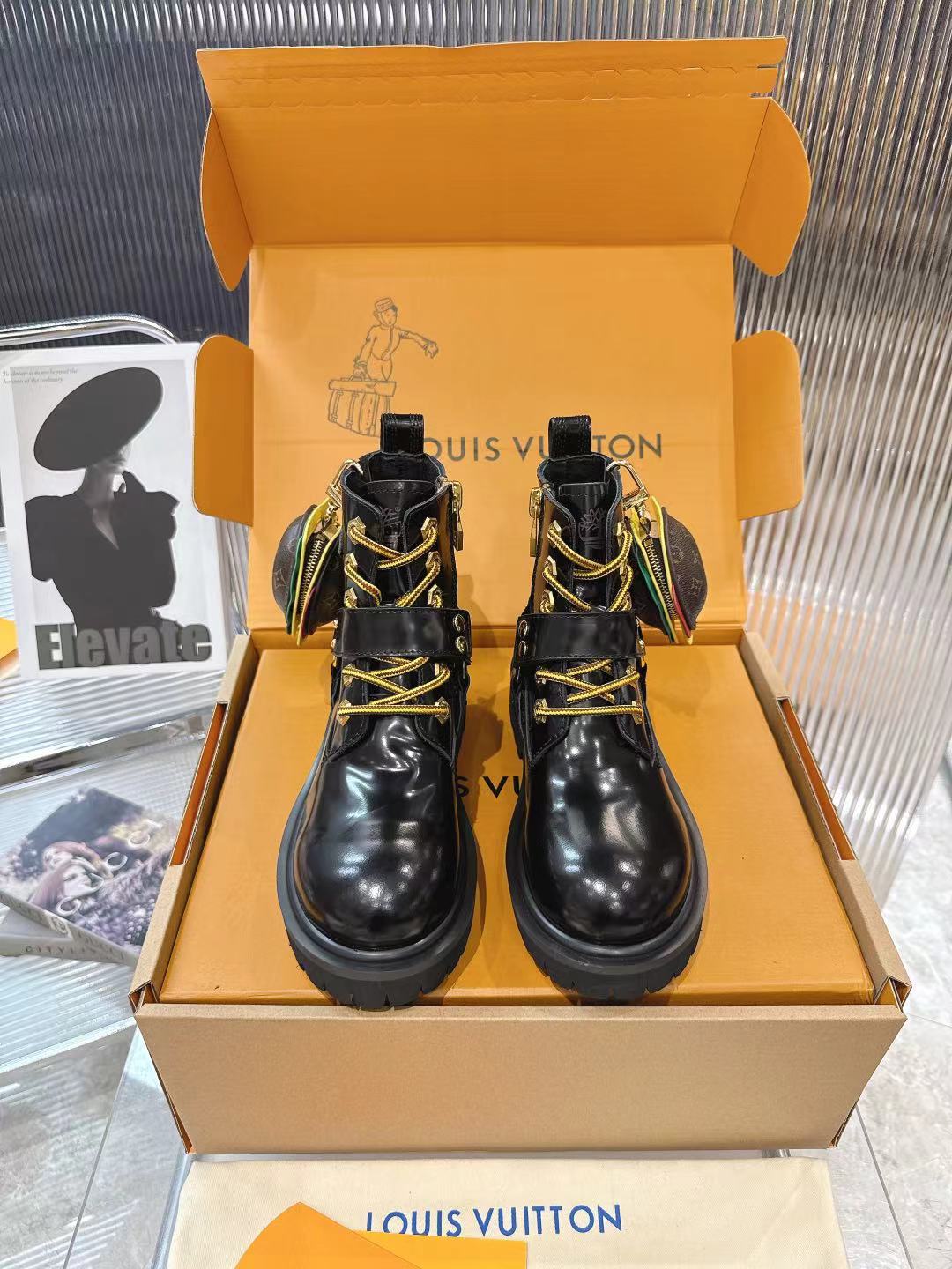 China Replica LV Women Shoes 182usd Only