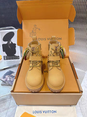 China Replica LV Women Shoes 182usd Only