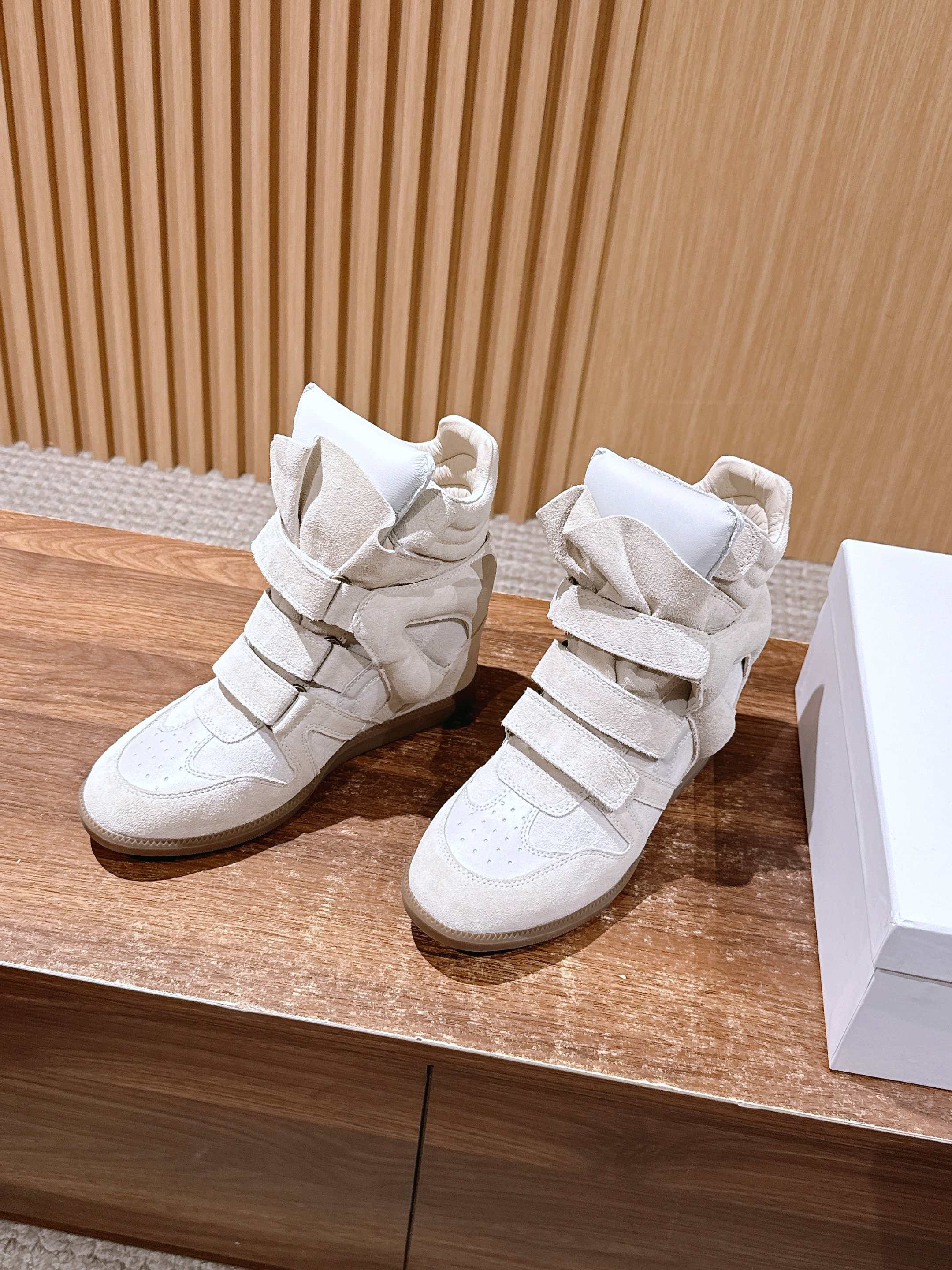 China Replica Versace Women Shoes 122usd Only