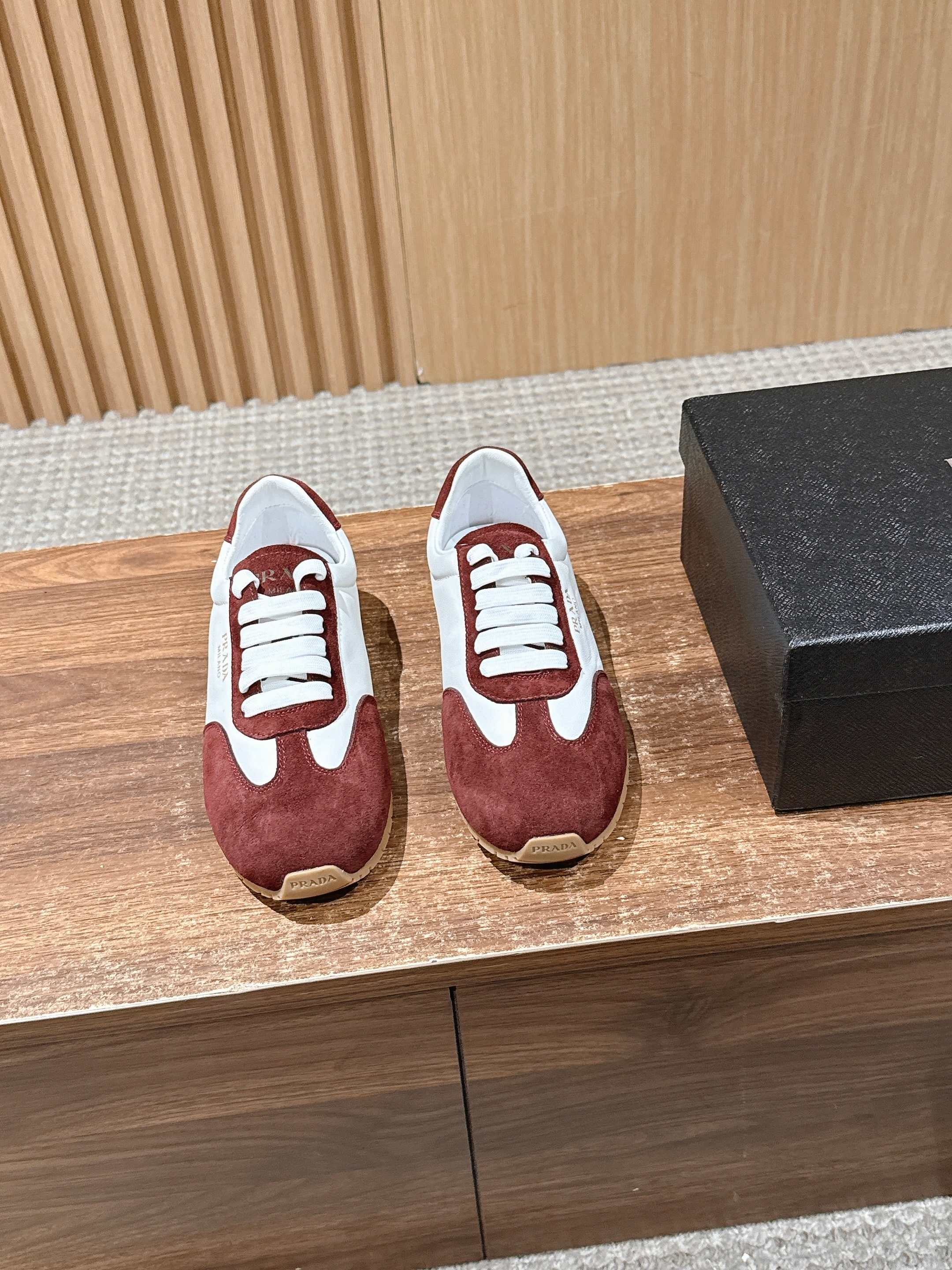China Replica Prada Women Shoes 98usd Only