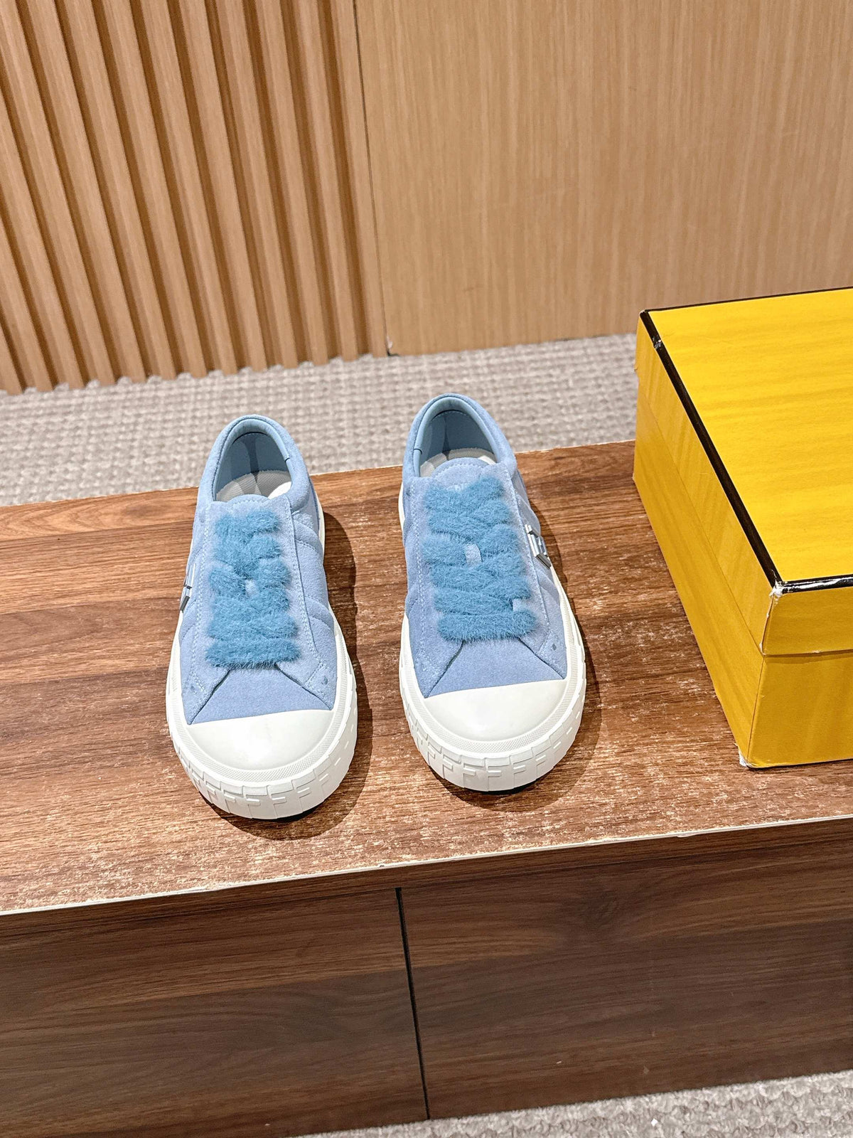 China Replica Fendi Women Shoes 108usd Only