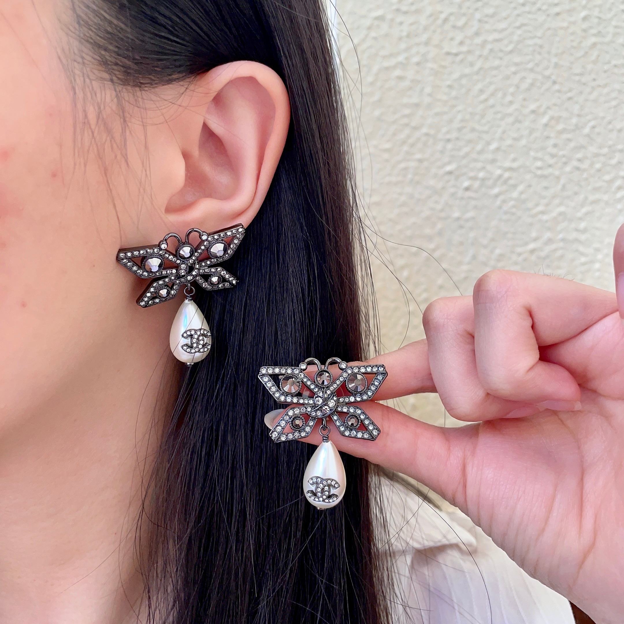 China Replica Chanel Earrings 40usd Only