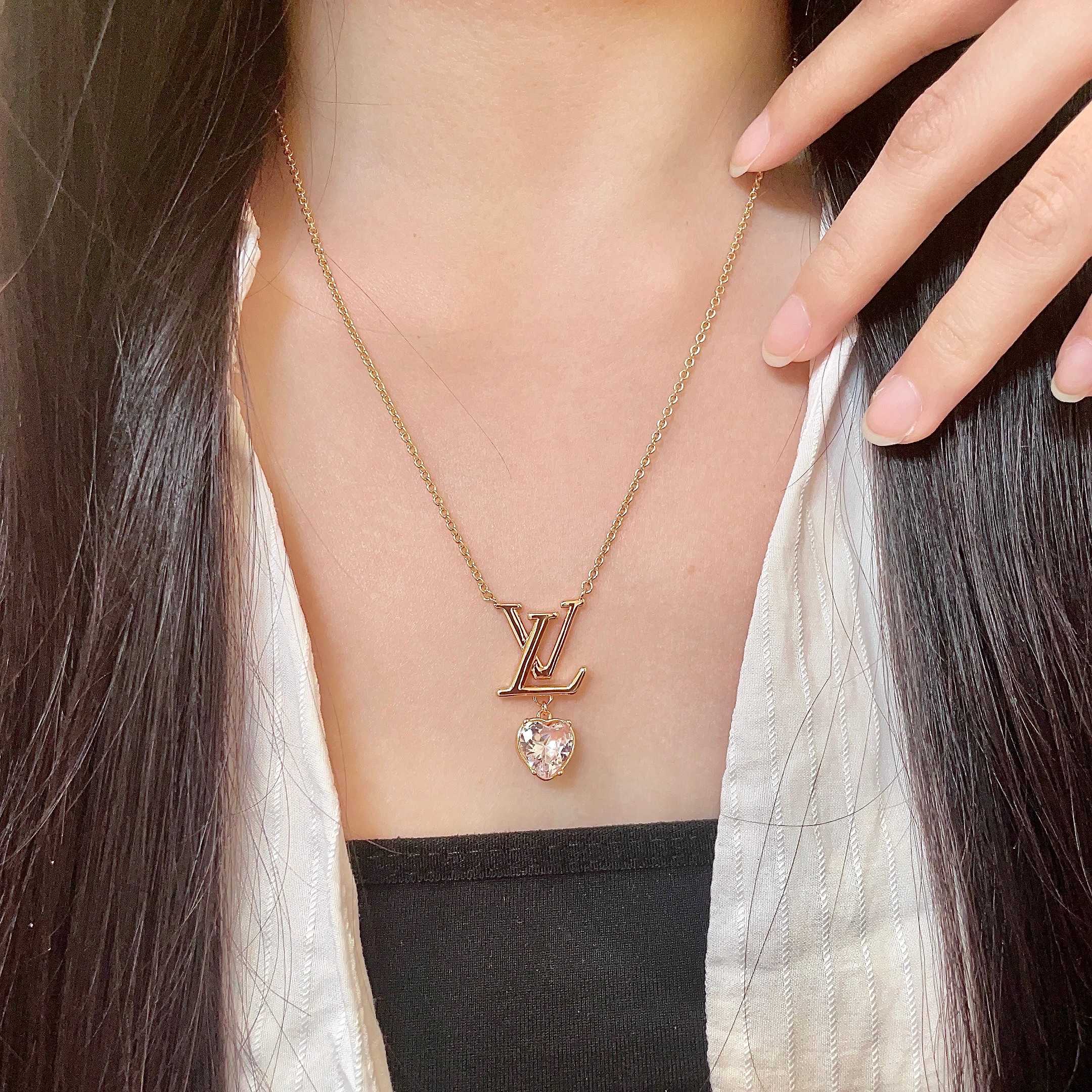 China Replica LV Necklaces 36usd Only