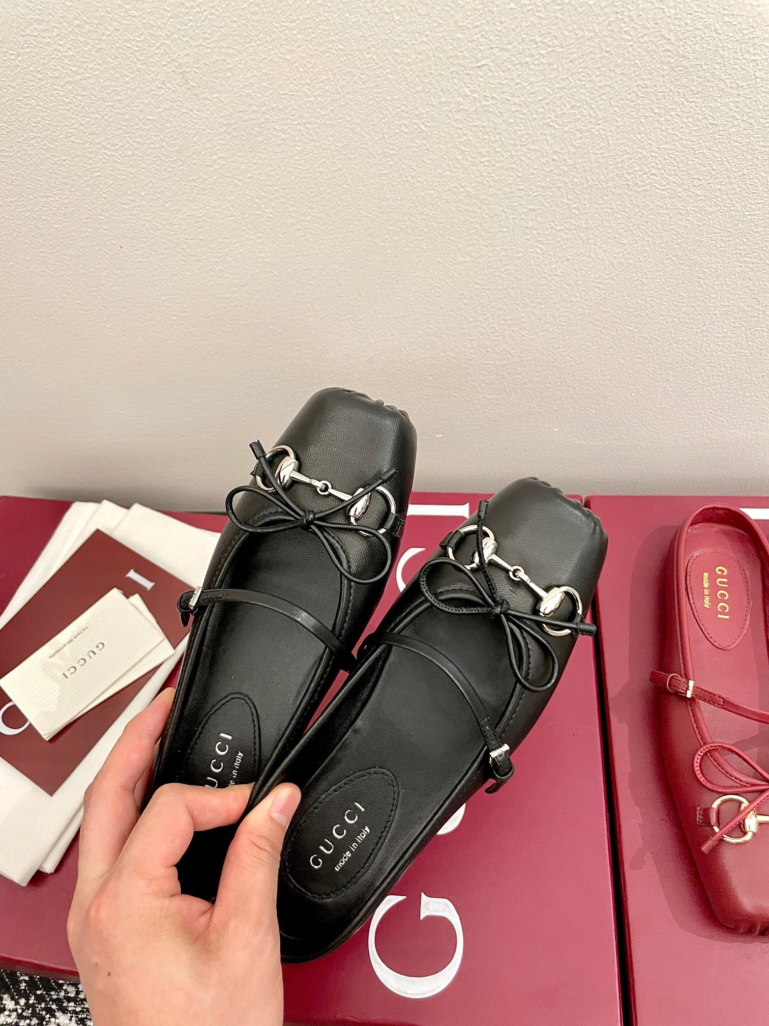 China Replica Gucci Women Shoes 105usd Only