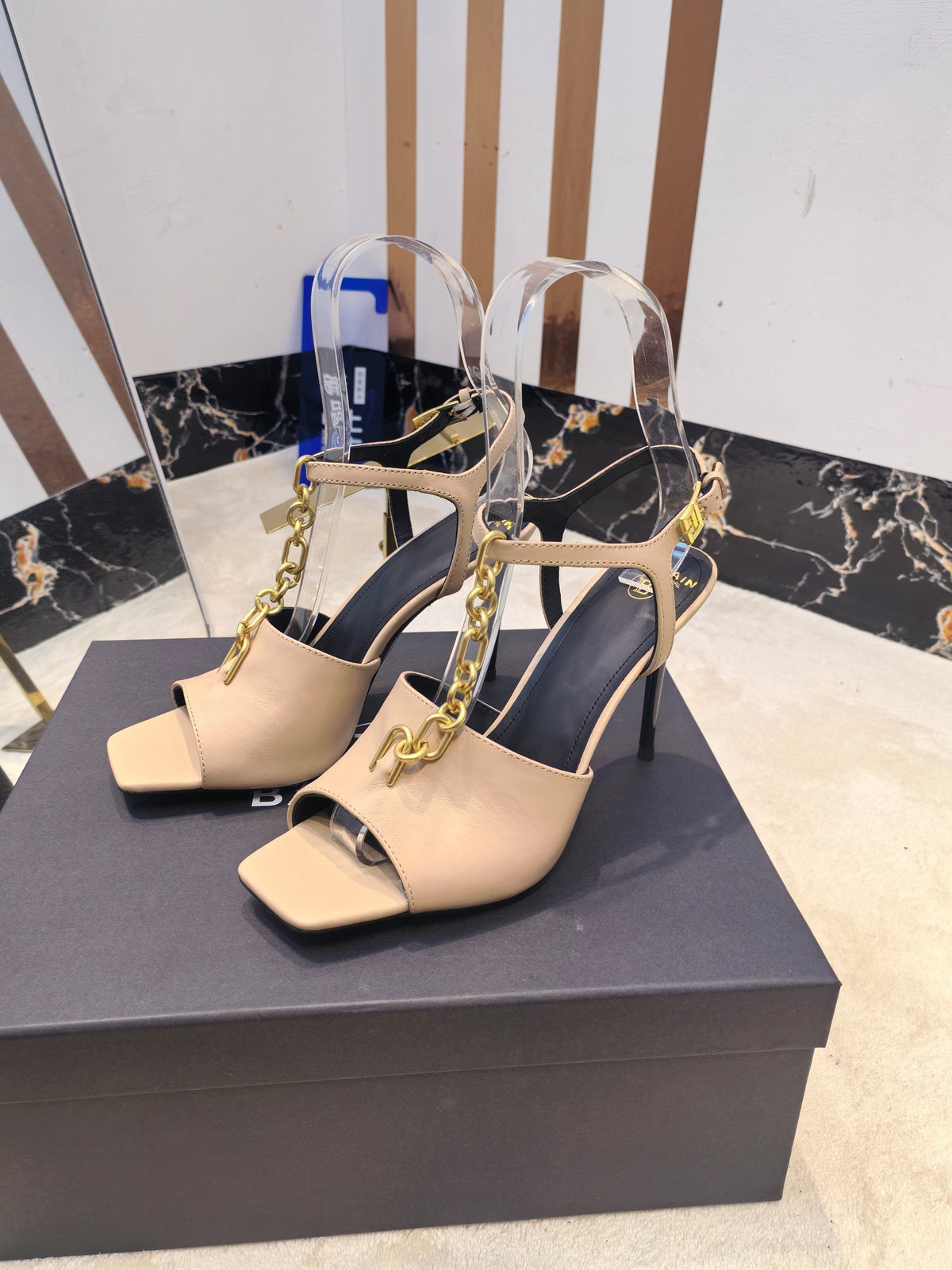 China Replica Dior Women Shoes 105usd Only