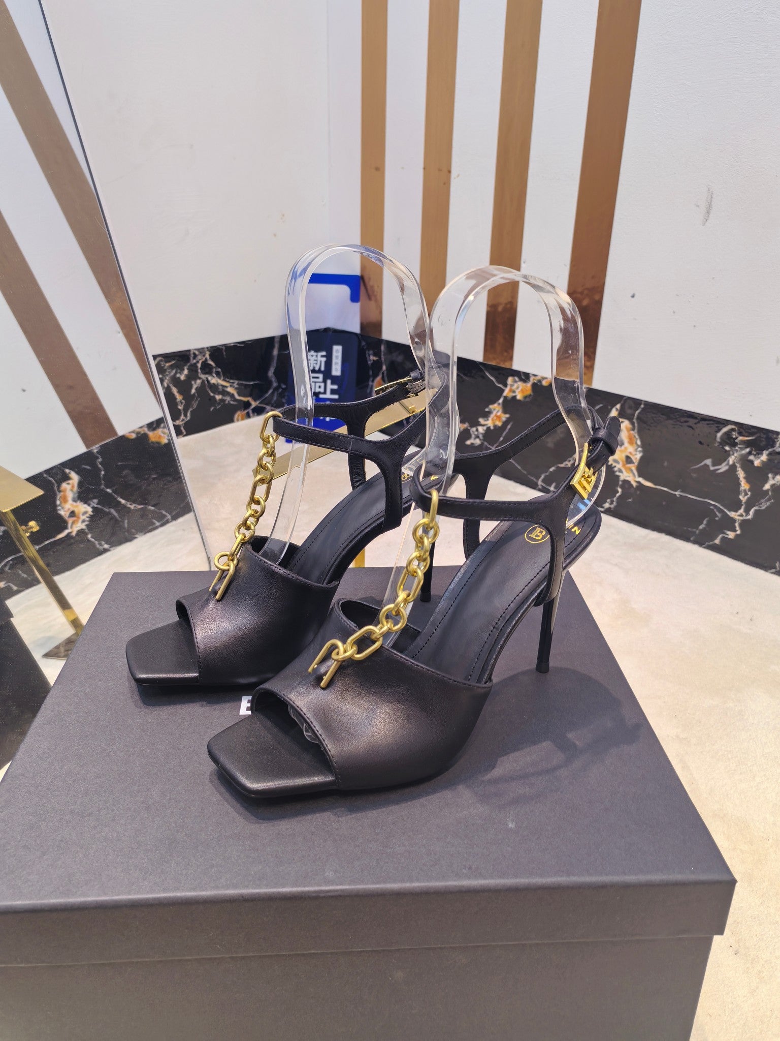 China Replica Balenciaga Women Shoes 105usd Only