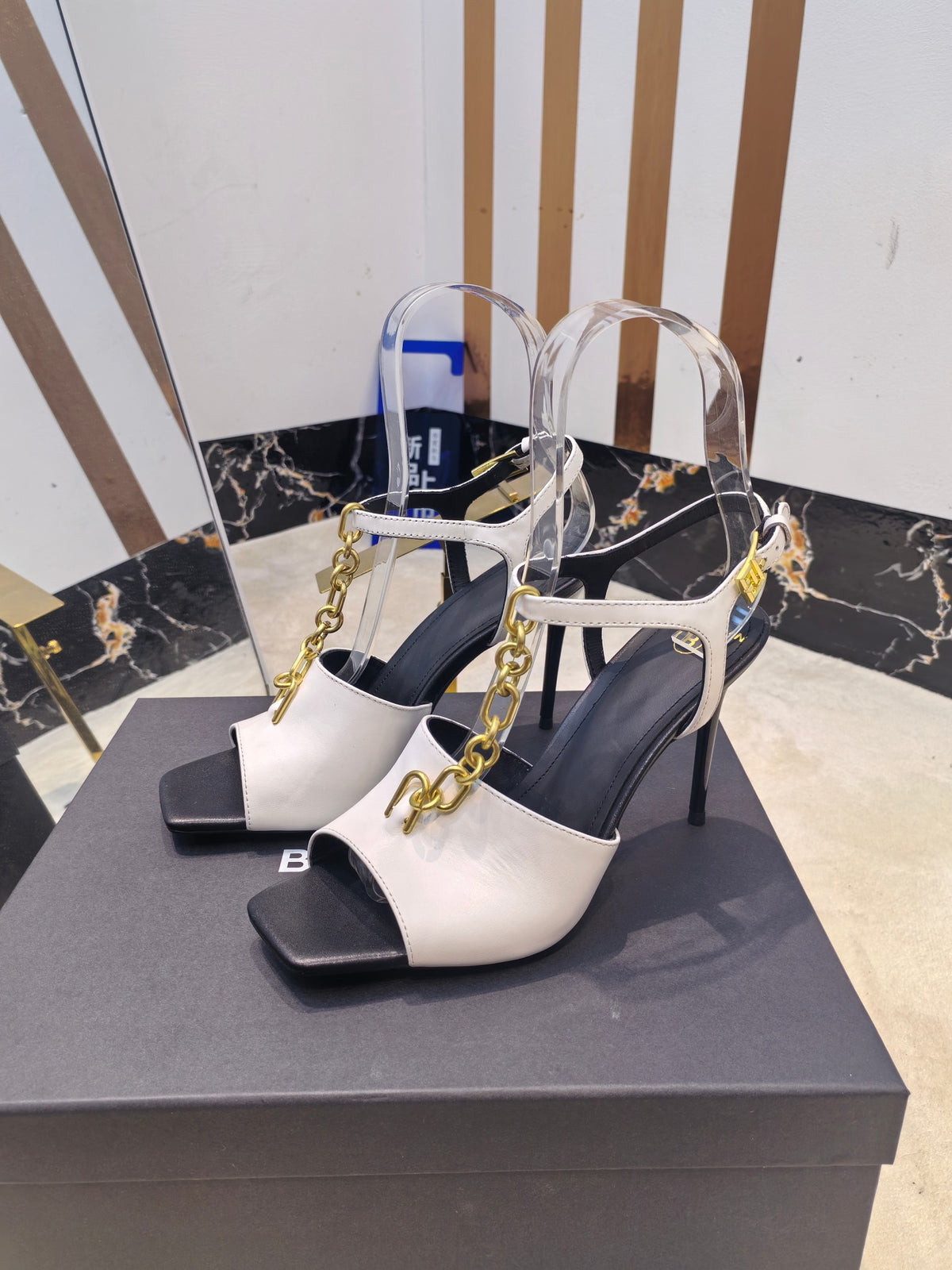 China Replica Balenciaga Women Shoes 105usd Only