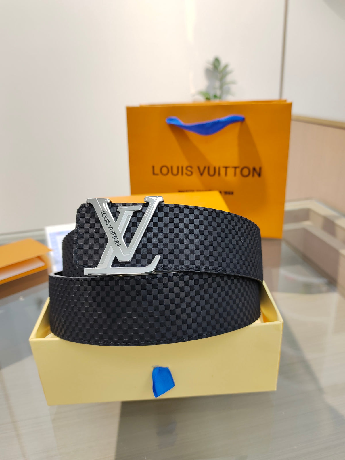China Replica LV Belts 52usd Only
