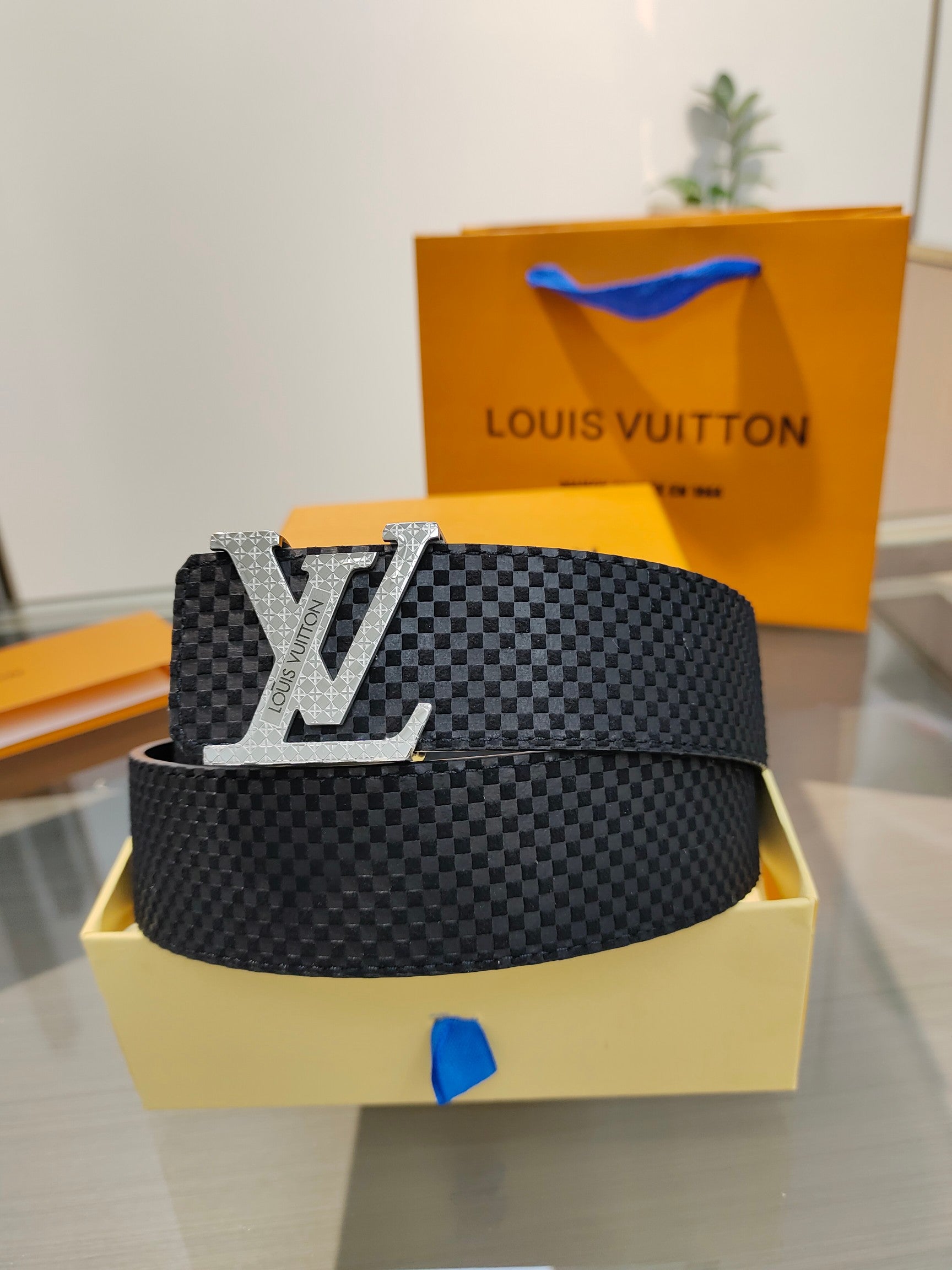 China Replica LV Belts 52usd Only