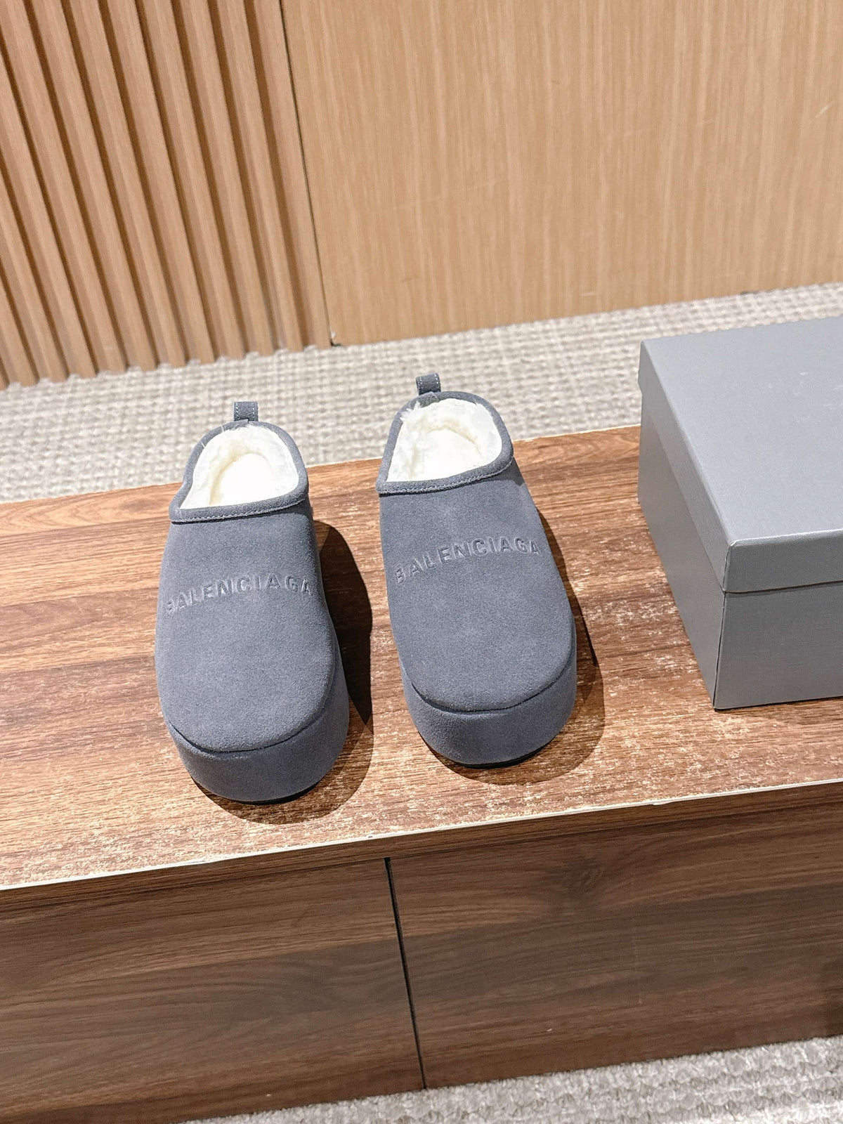 China Replica Balenciaga Women Shoes 95usd Only