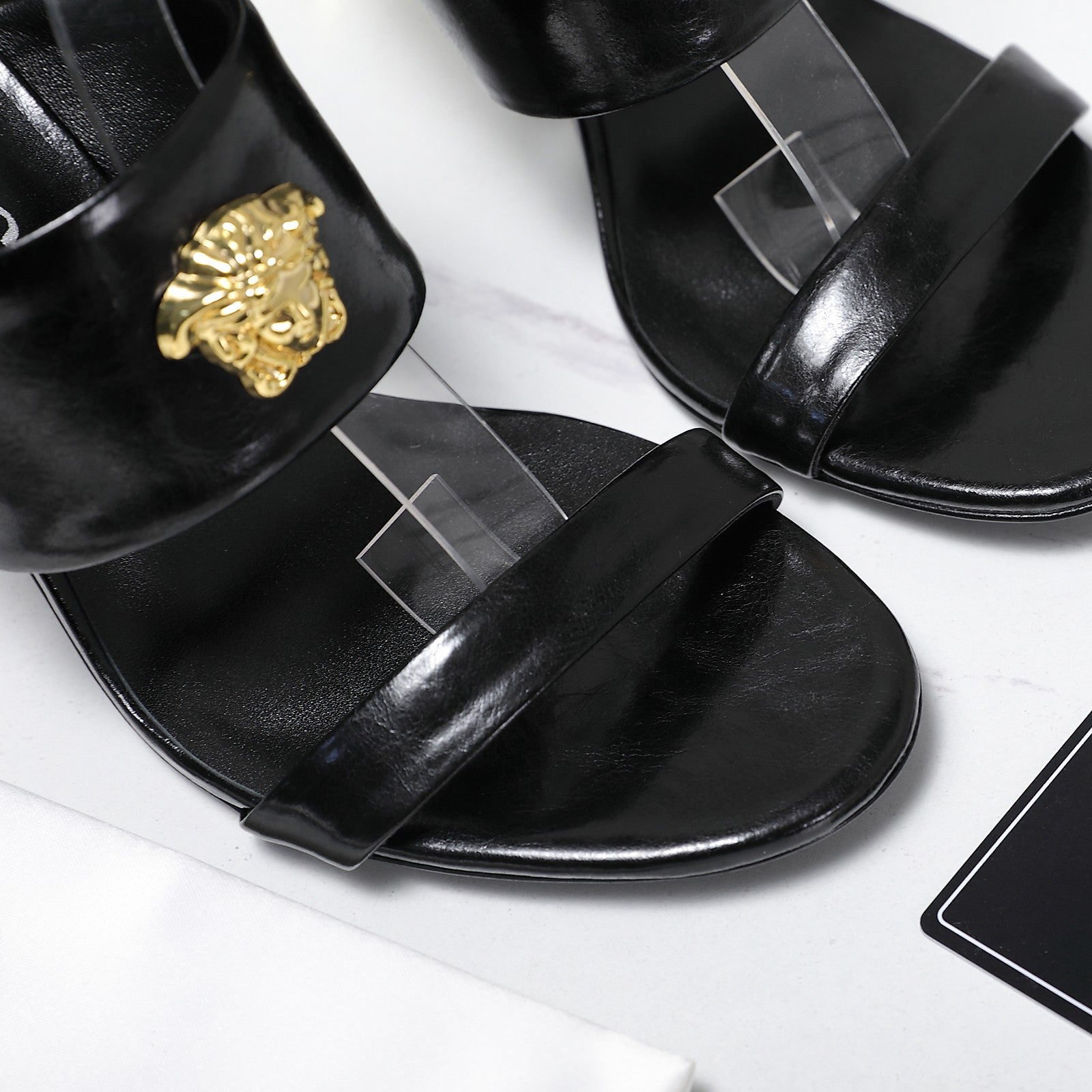 China Replica Versace Women Shoes 105usd Only