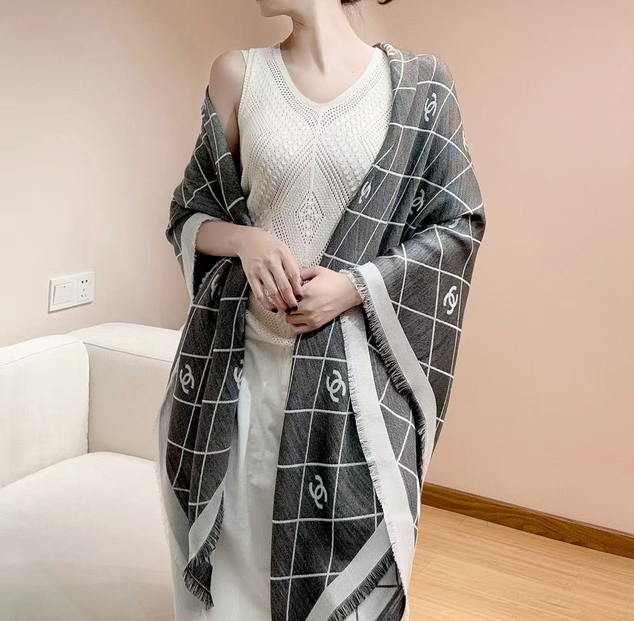 China Replica Chanel Scarf 66usd Only