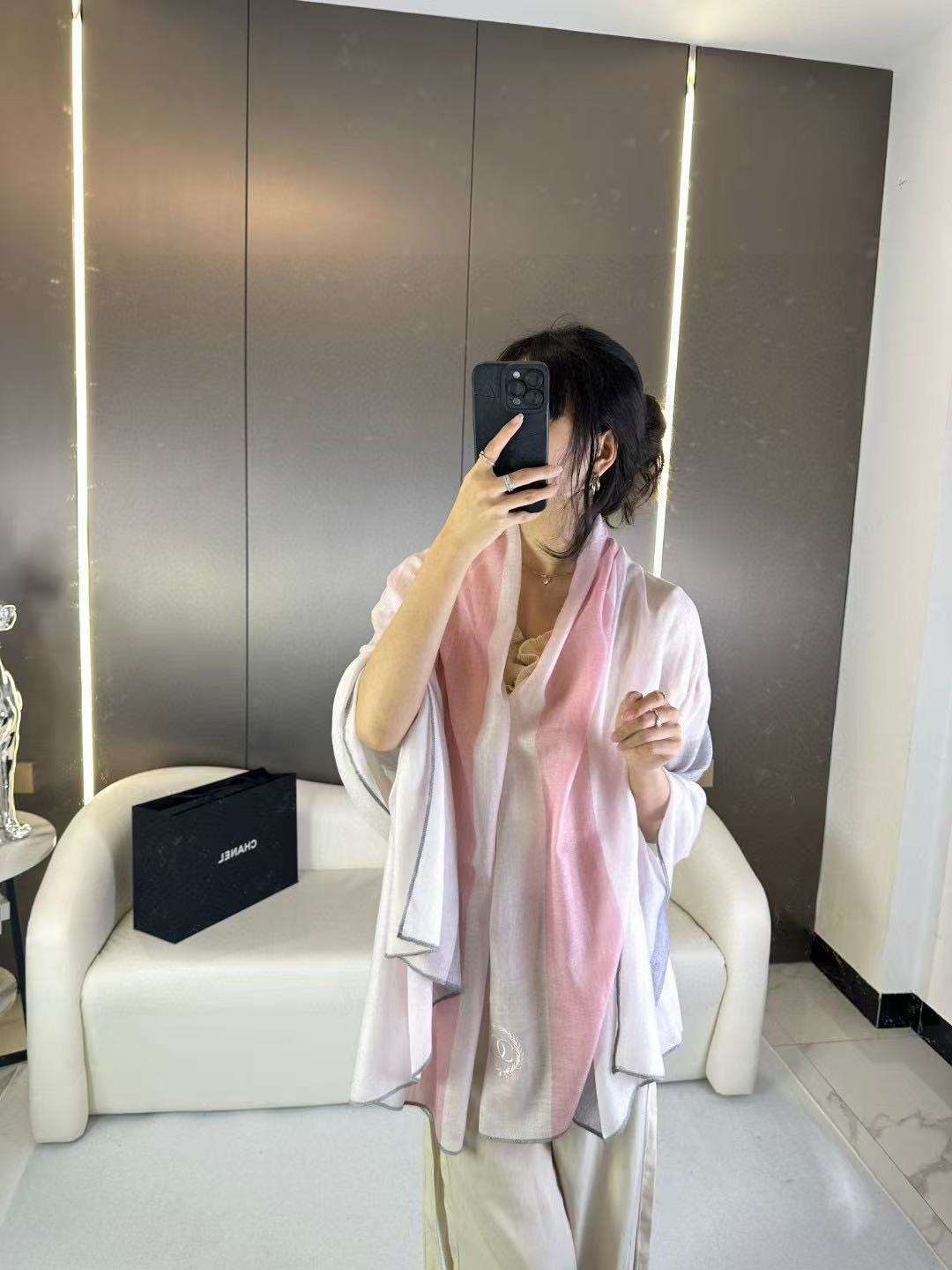 China Replica Chanel Scarf 70usd Only