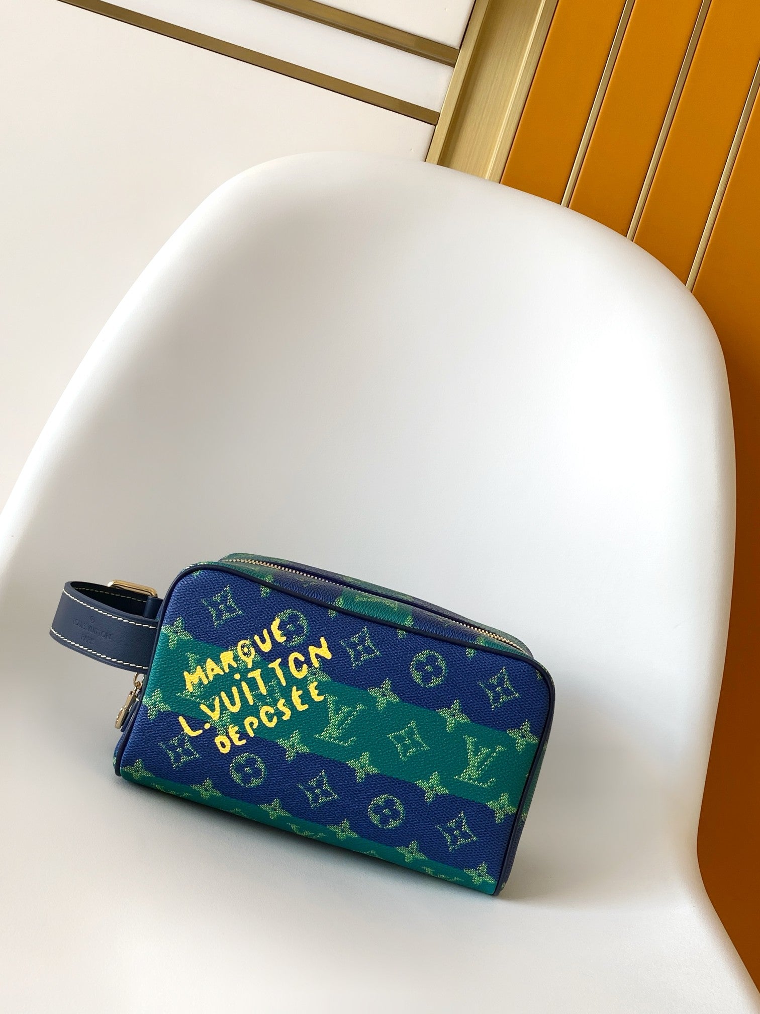 China Replica LV Handbags 105usd Only
