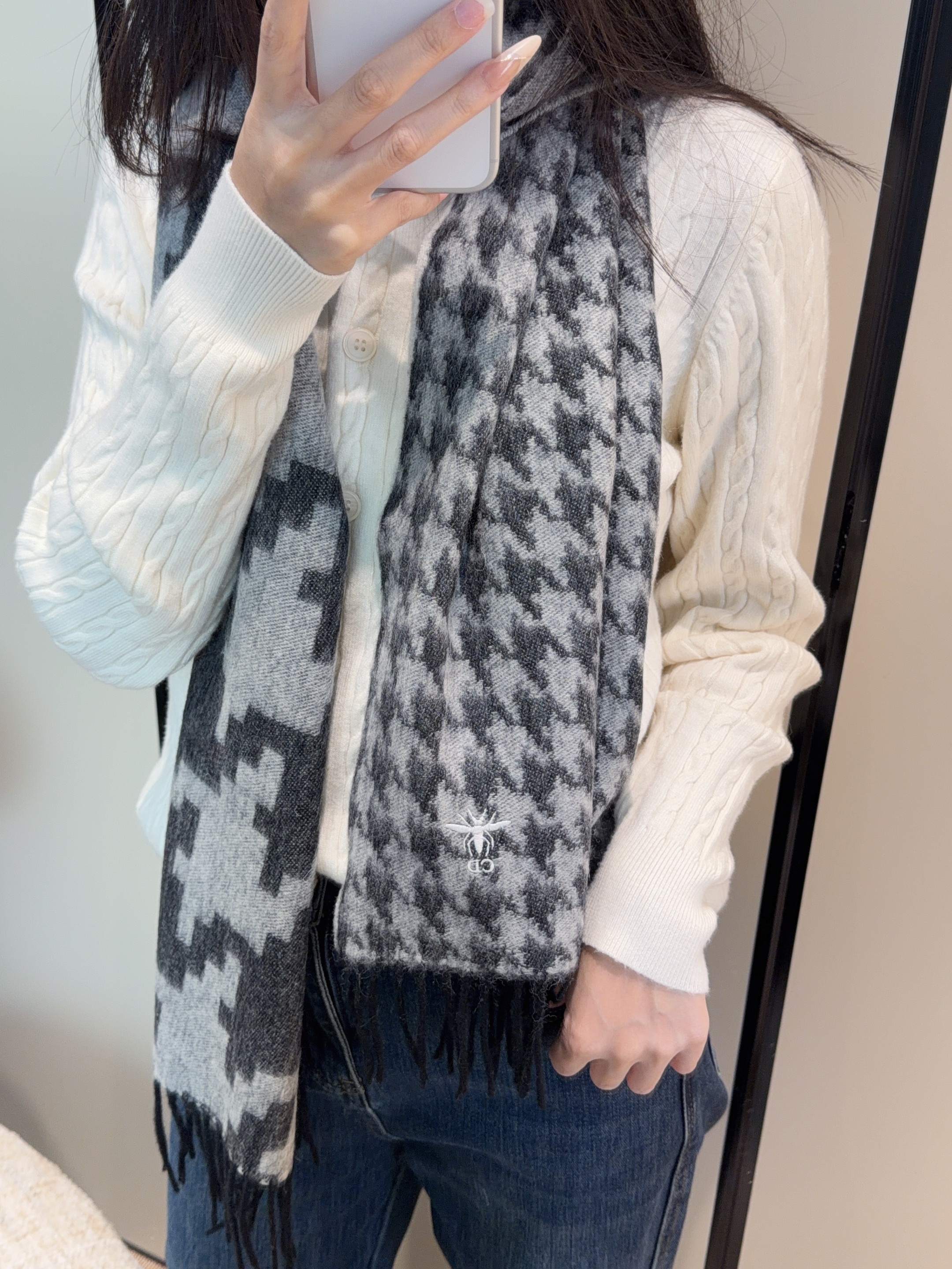 China Replica Dior Scarf 50usd Only