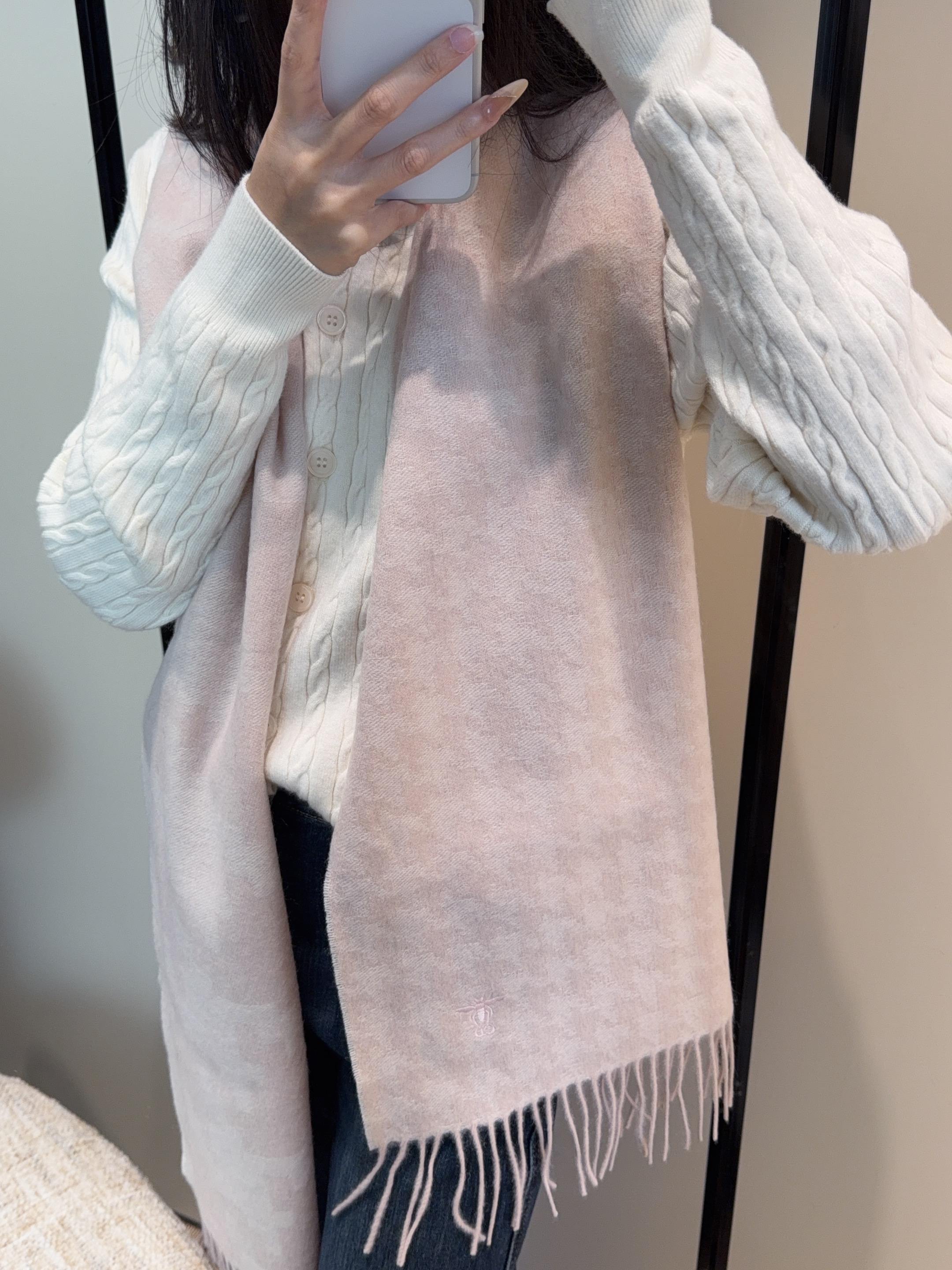 China Replica Dior Scarf 50usd Only