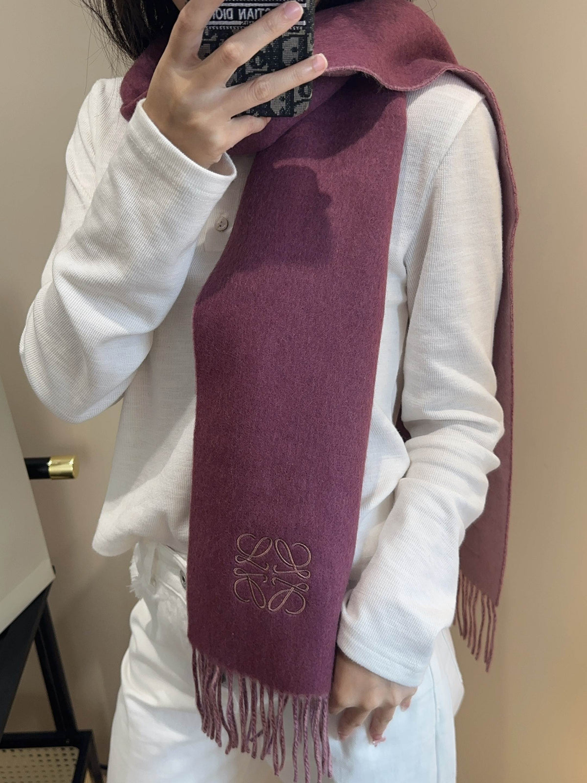 China Replica Loewe Scarf 56usd Only