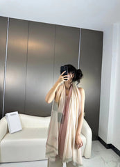 China Replica Loewe Scarf 70usd Only