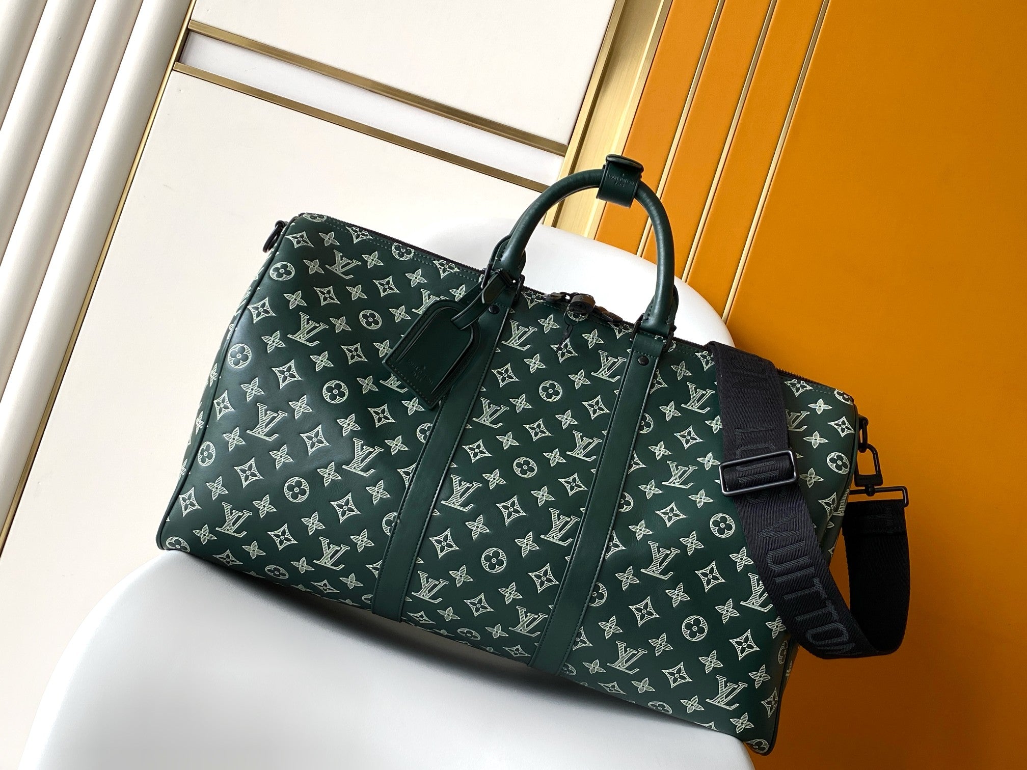 China Replica LV Handbags 210usd Only
