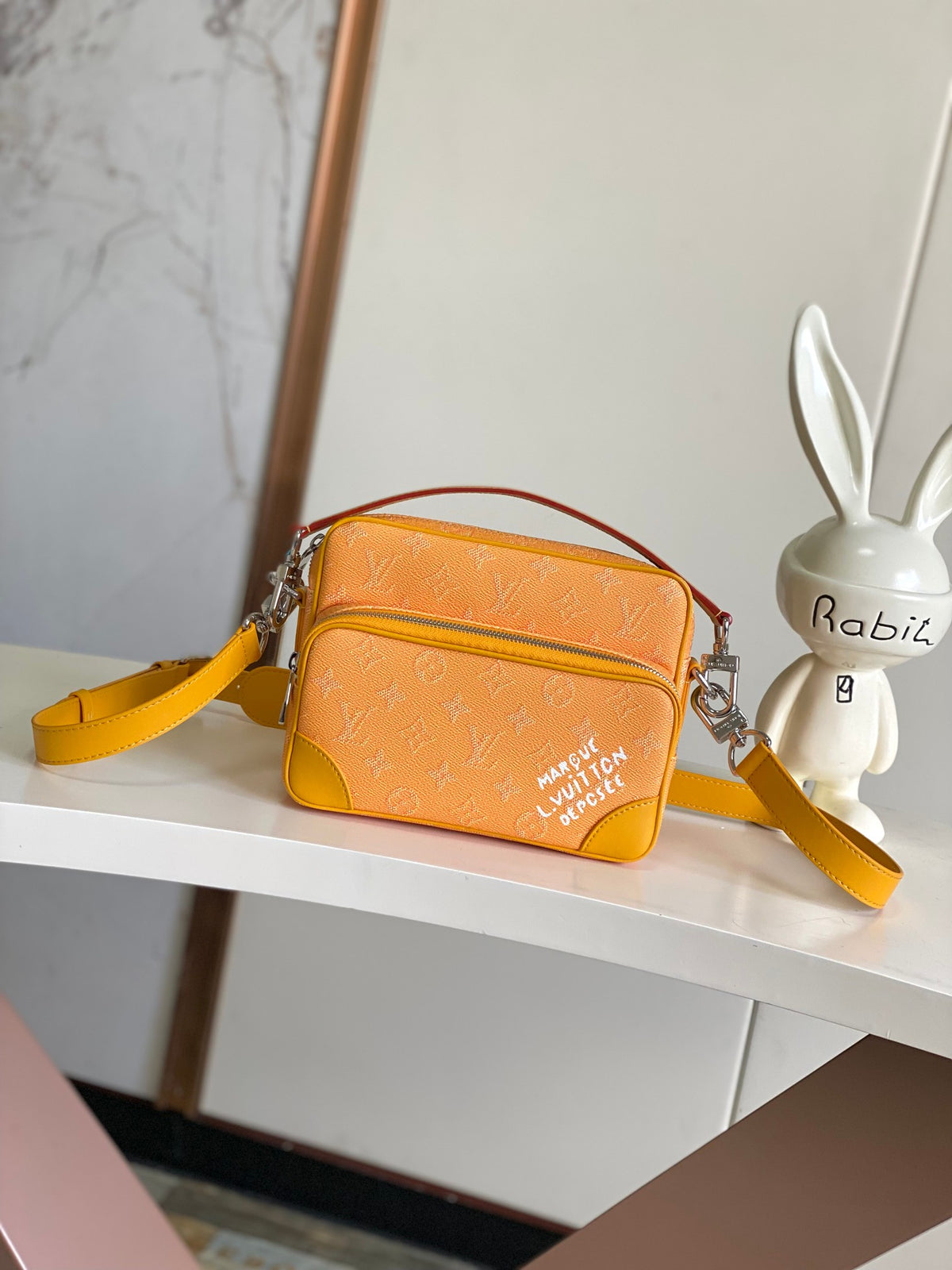 China Replica LV Handbags 141usd Only