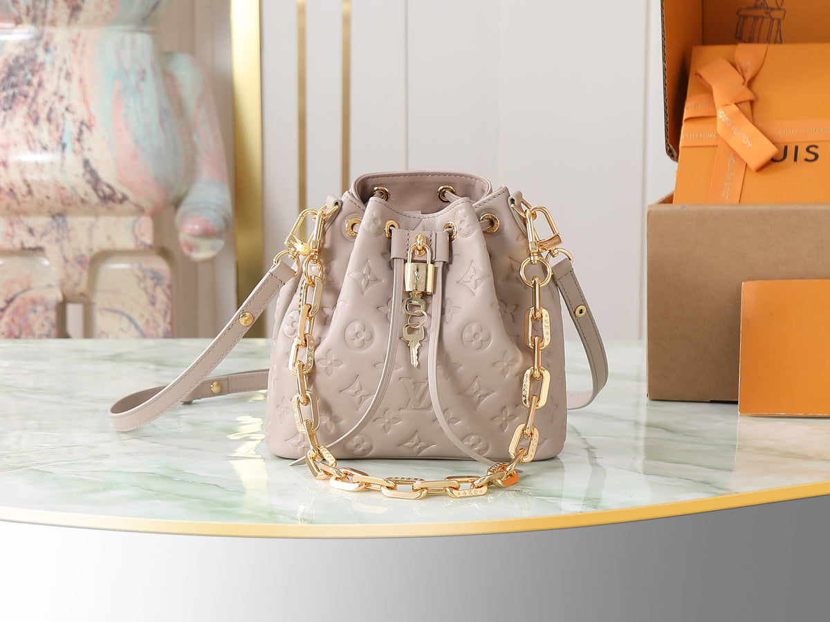 China Replica LV Handbags 180usd Only