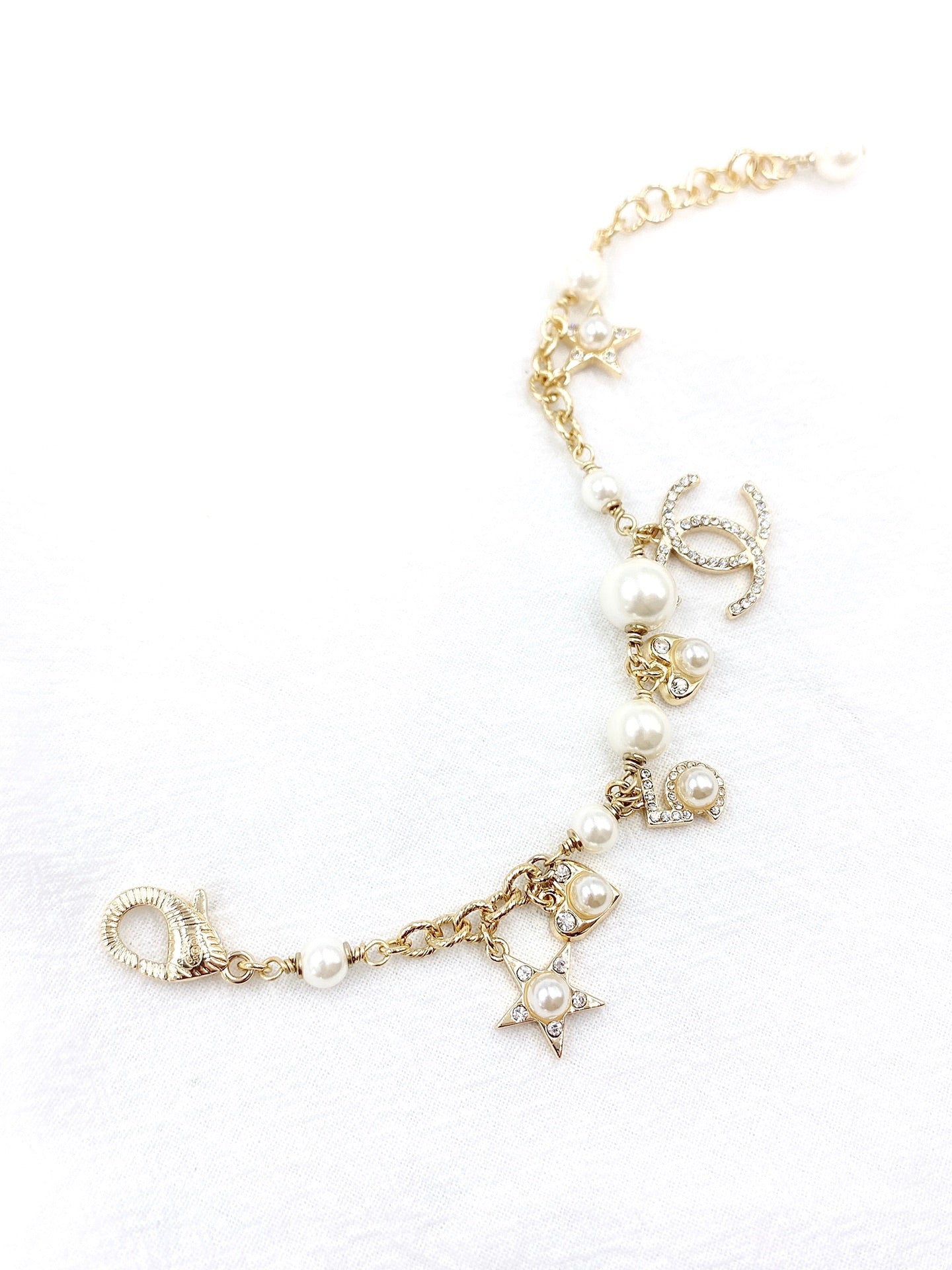 China Replica Chanel Bracelets 28usd Only