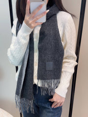 China Replica Loewe Scarf 50usd Only