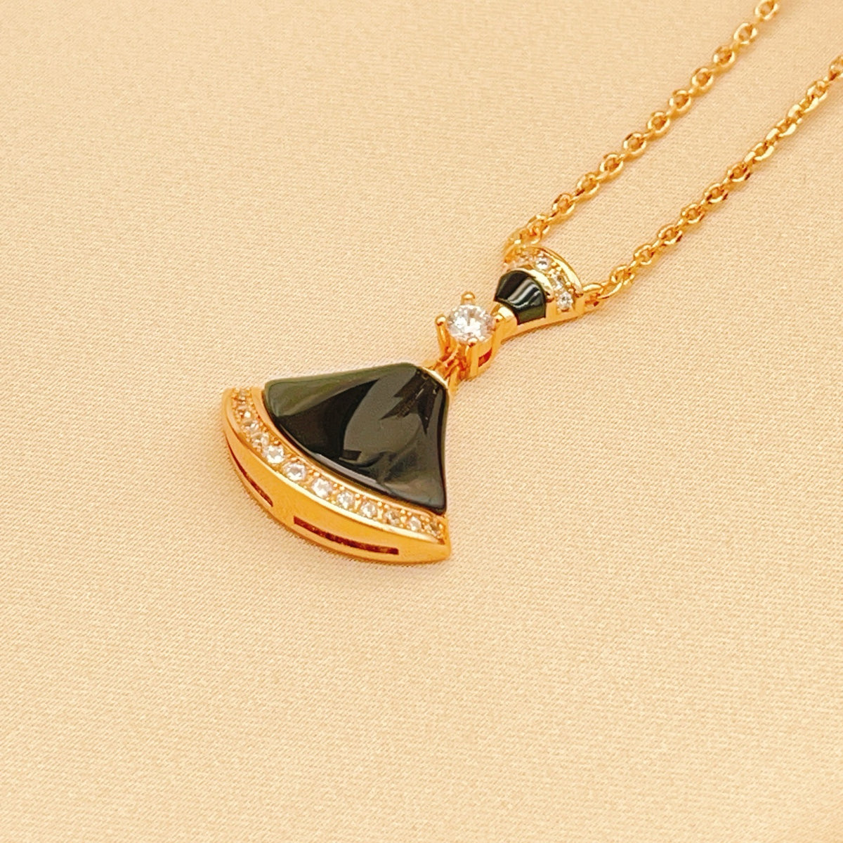 China Replica Bvlgari Necklaces 33usd Only