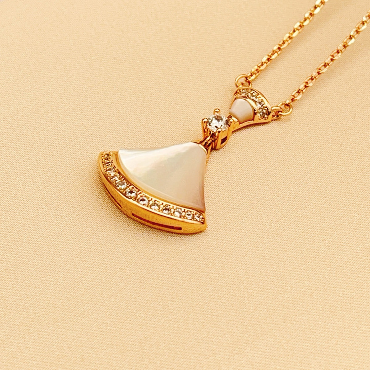 China Replica Bvlgari Necklaces 33usd Only
