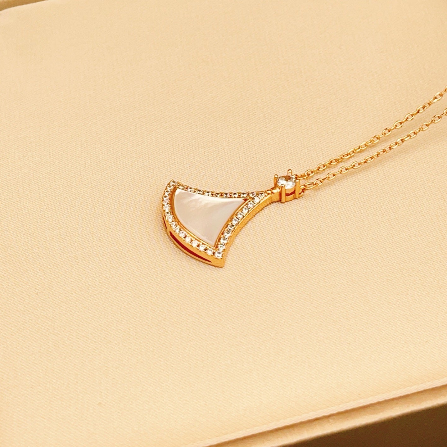 China Replica Bvlgari Necklaces 36usd Only